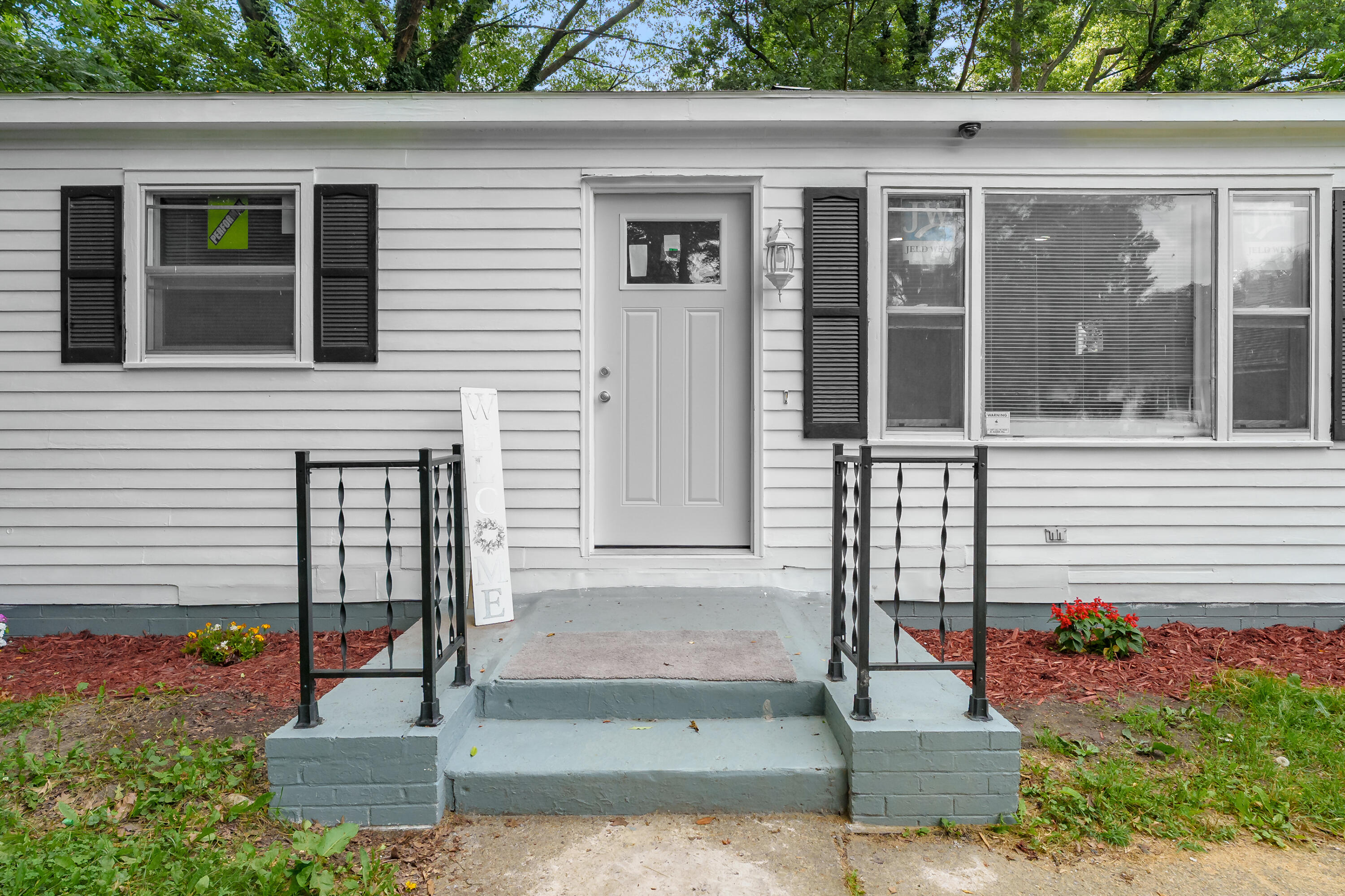 1301 Colgrove Avenue Kalamazoo MI 49048