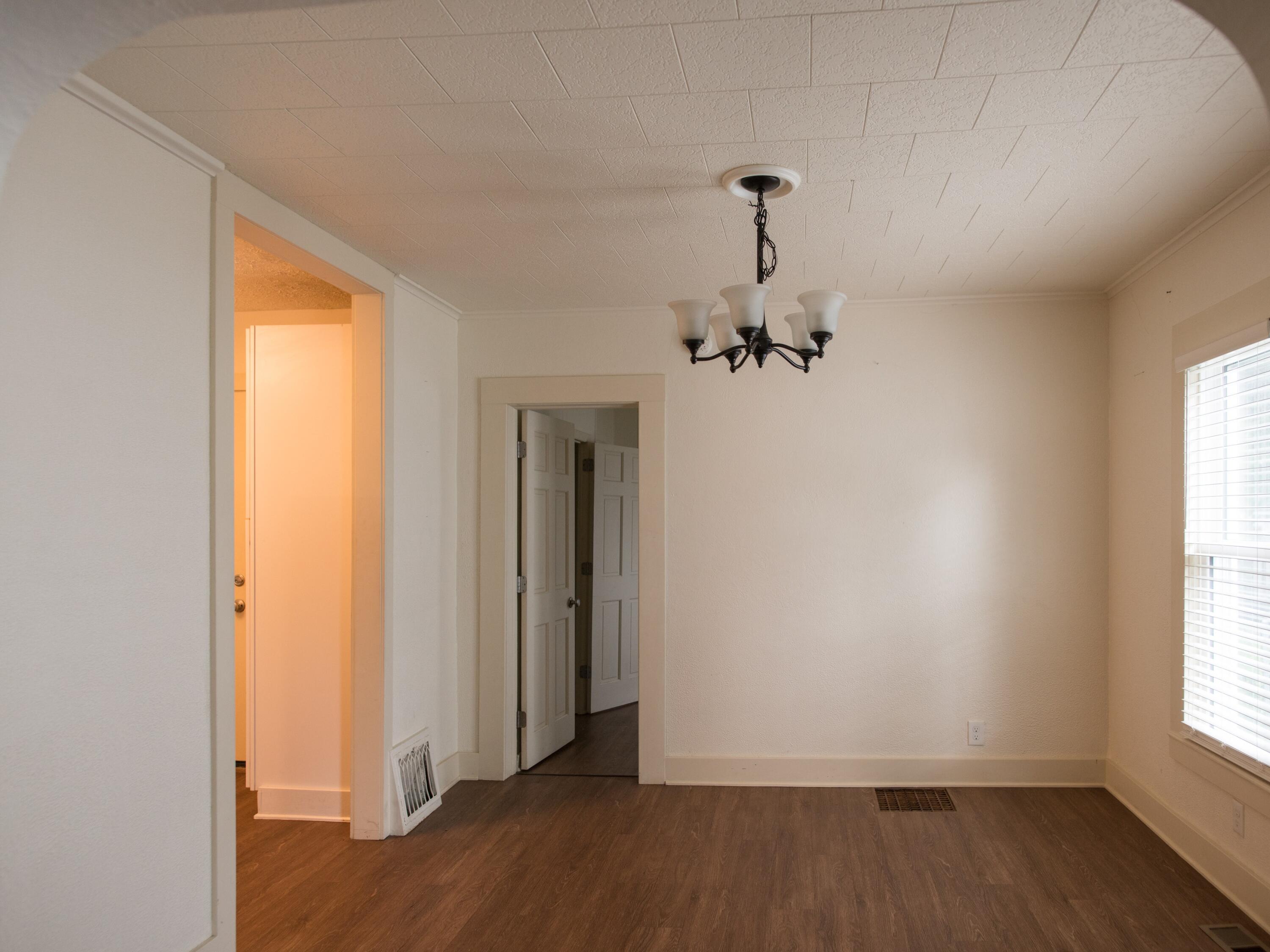 1305 Reed Avenue Kalamazoo MI 49001