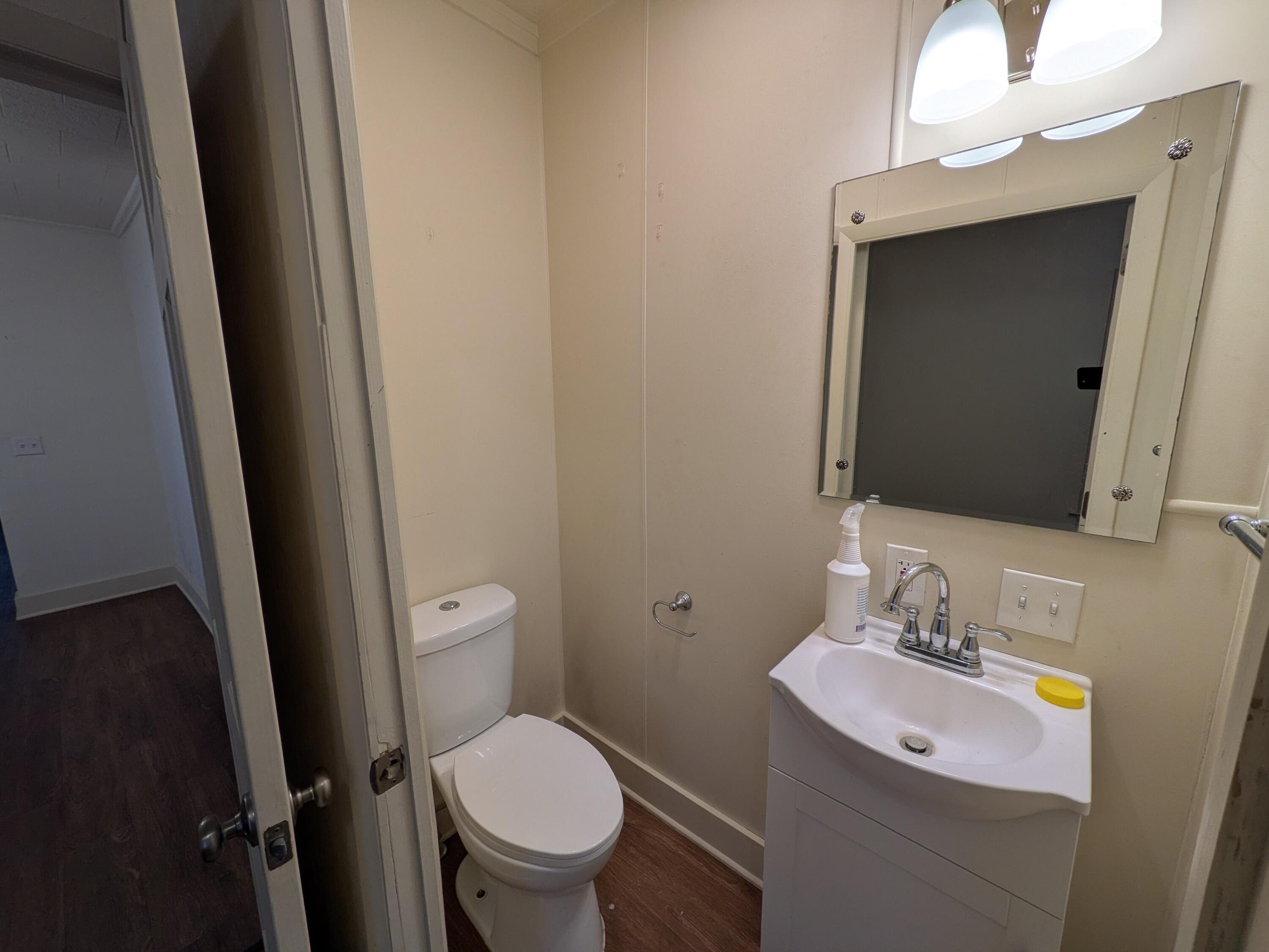 1305 Reed Avenue Kalamazoo MI 49001