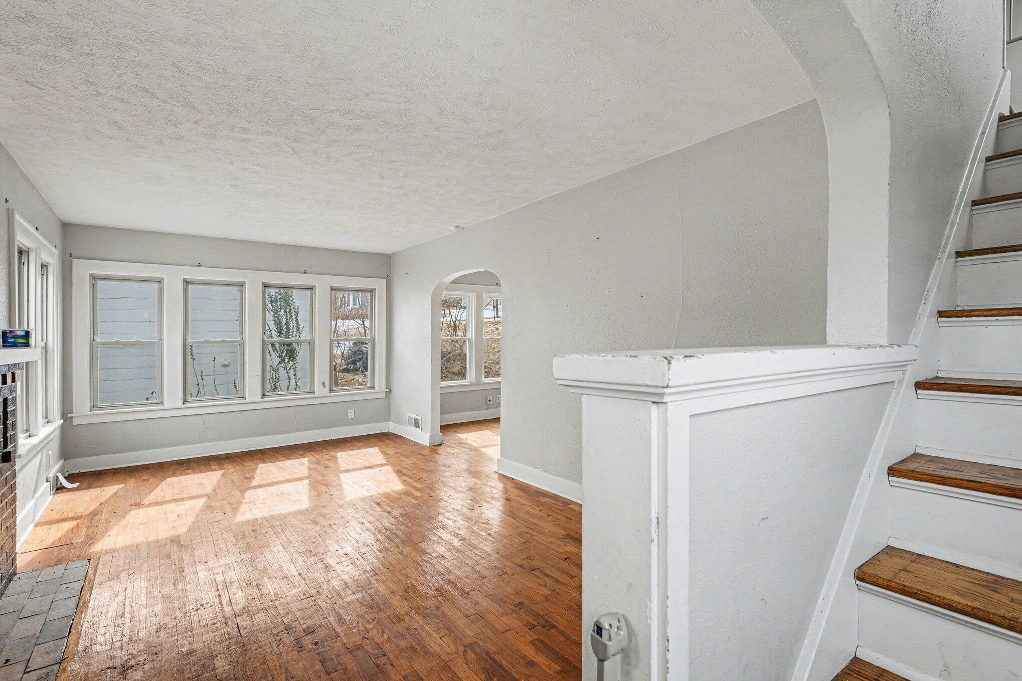 2326 S Burdick Street Kalamazoo MI 49001