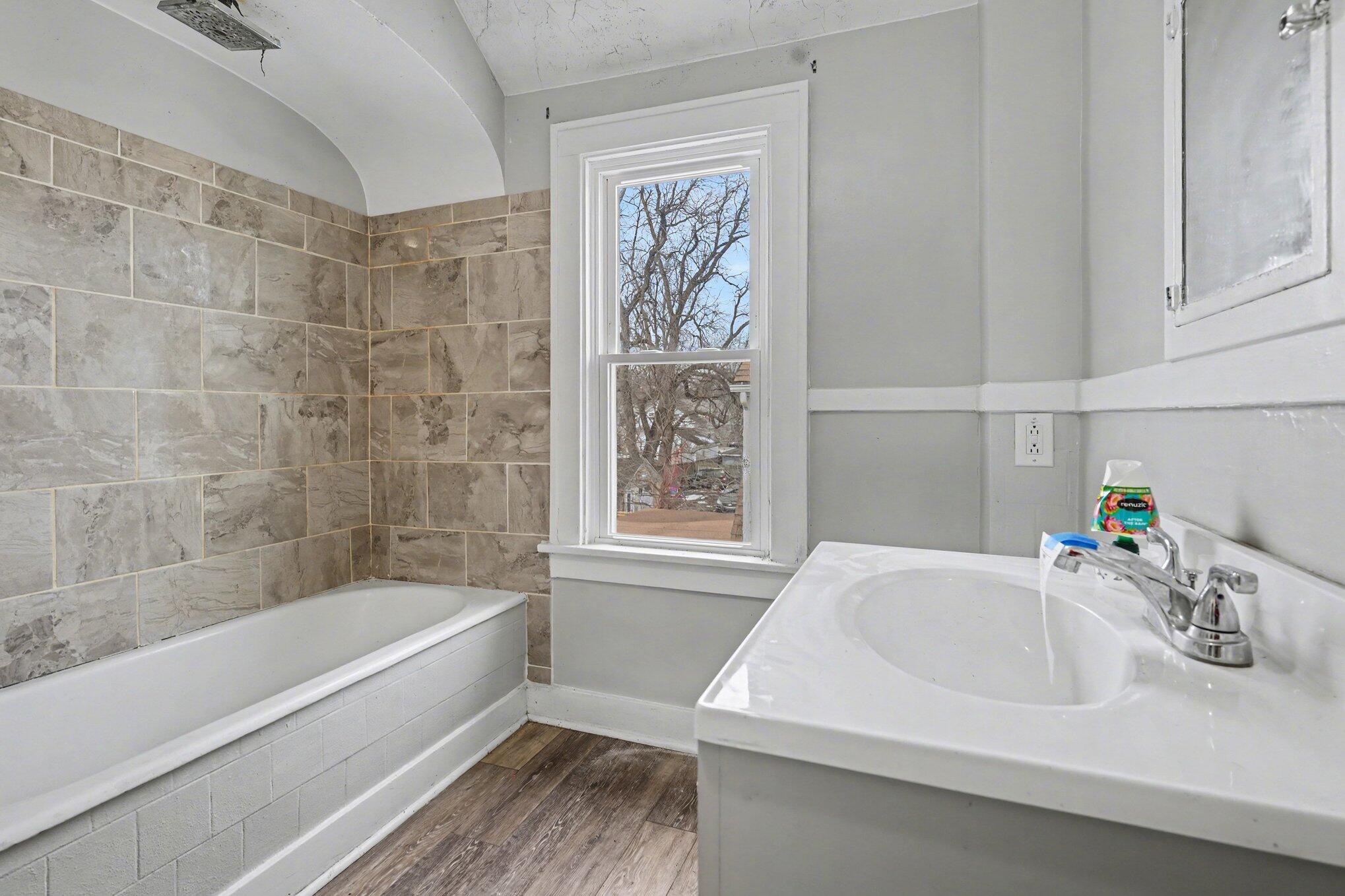 2326 S Burdick Street Kalamazoo MI 49001