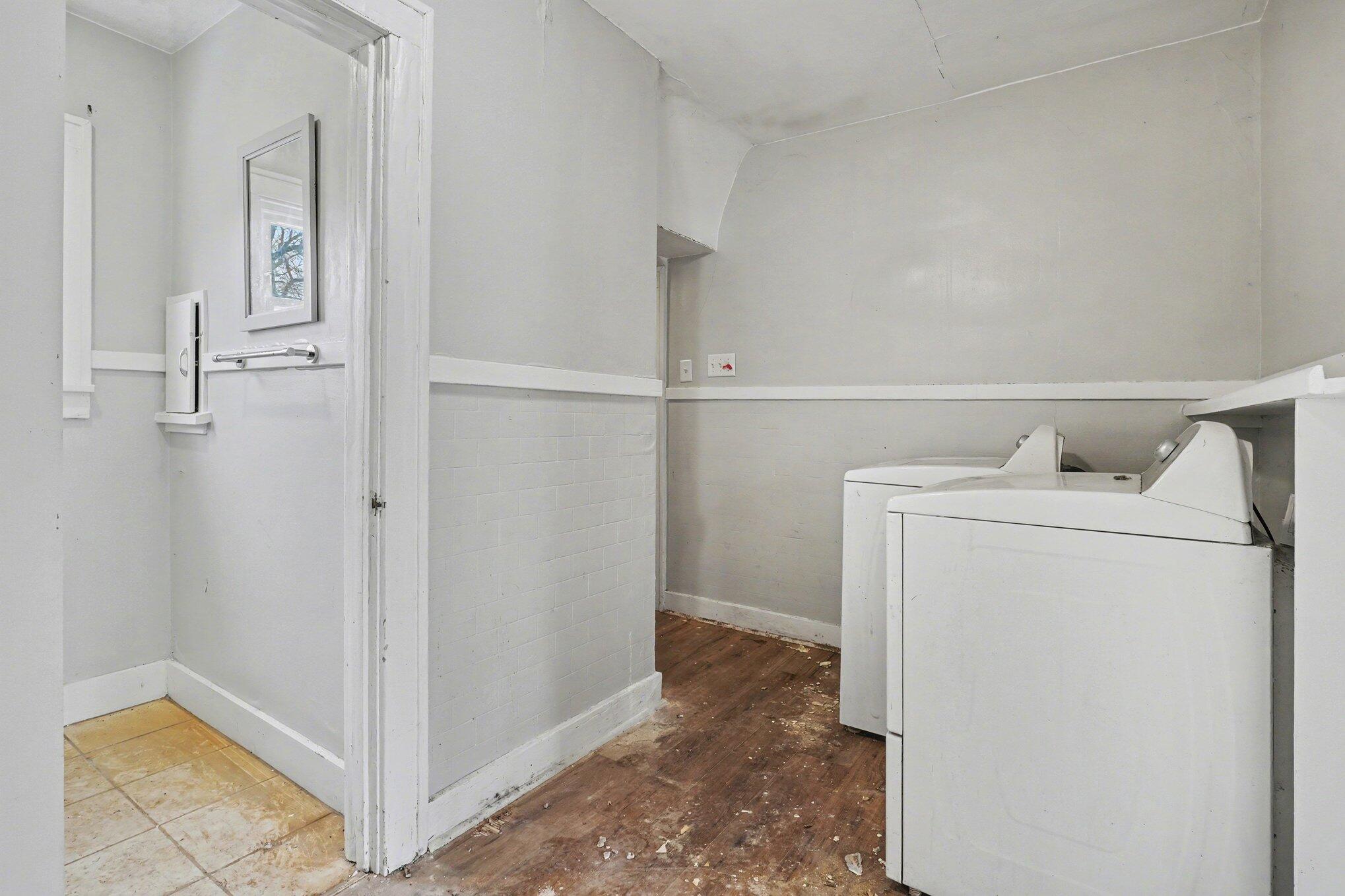 2326 S Burdick Street Kalamazoo MI 49001