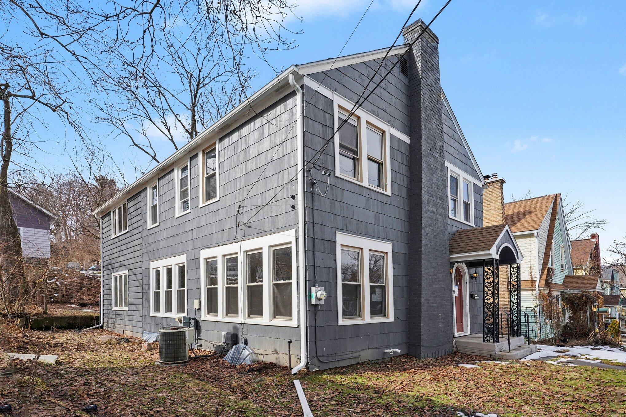 2326 S Burdick Street Kalamazoo MI 49001