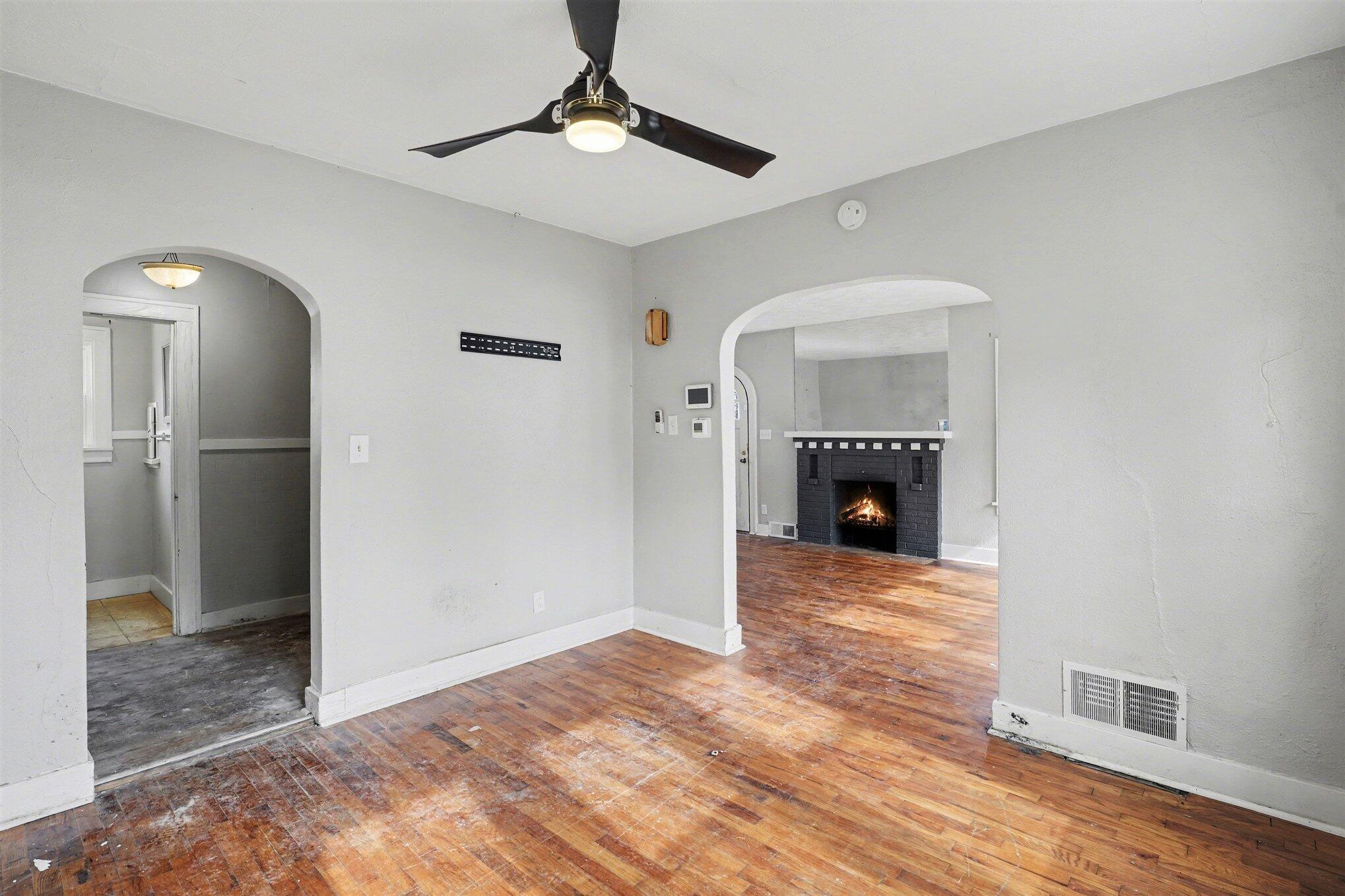 2326 S Burdick Street Kalamazoo MI 49001