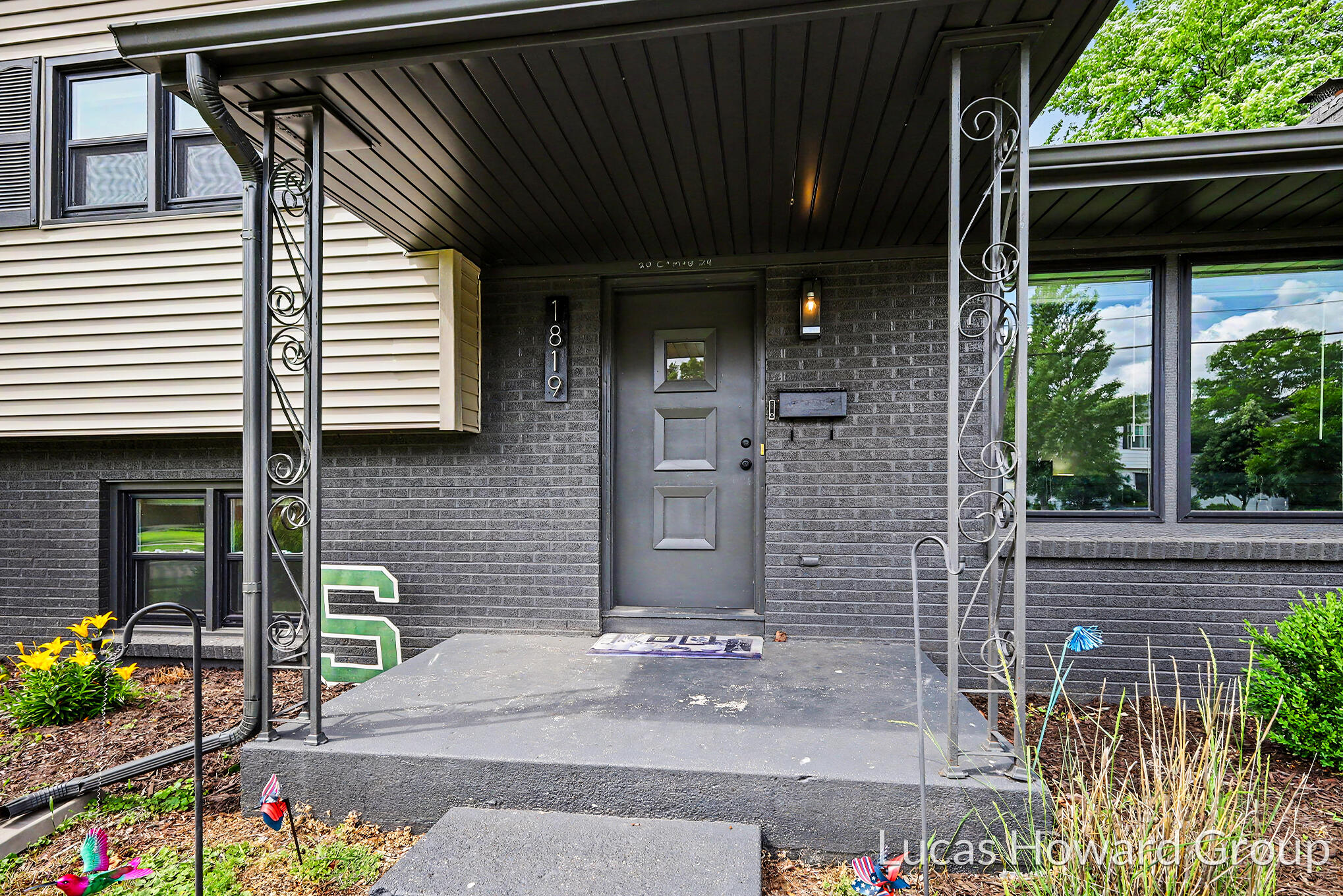 1819 Menominee Drive SE Grand Rapids MI 49506
