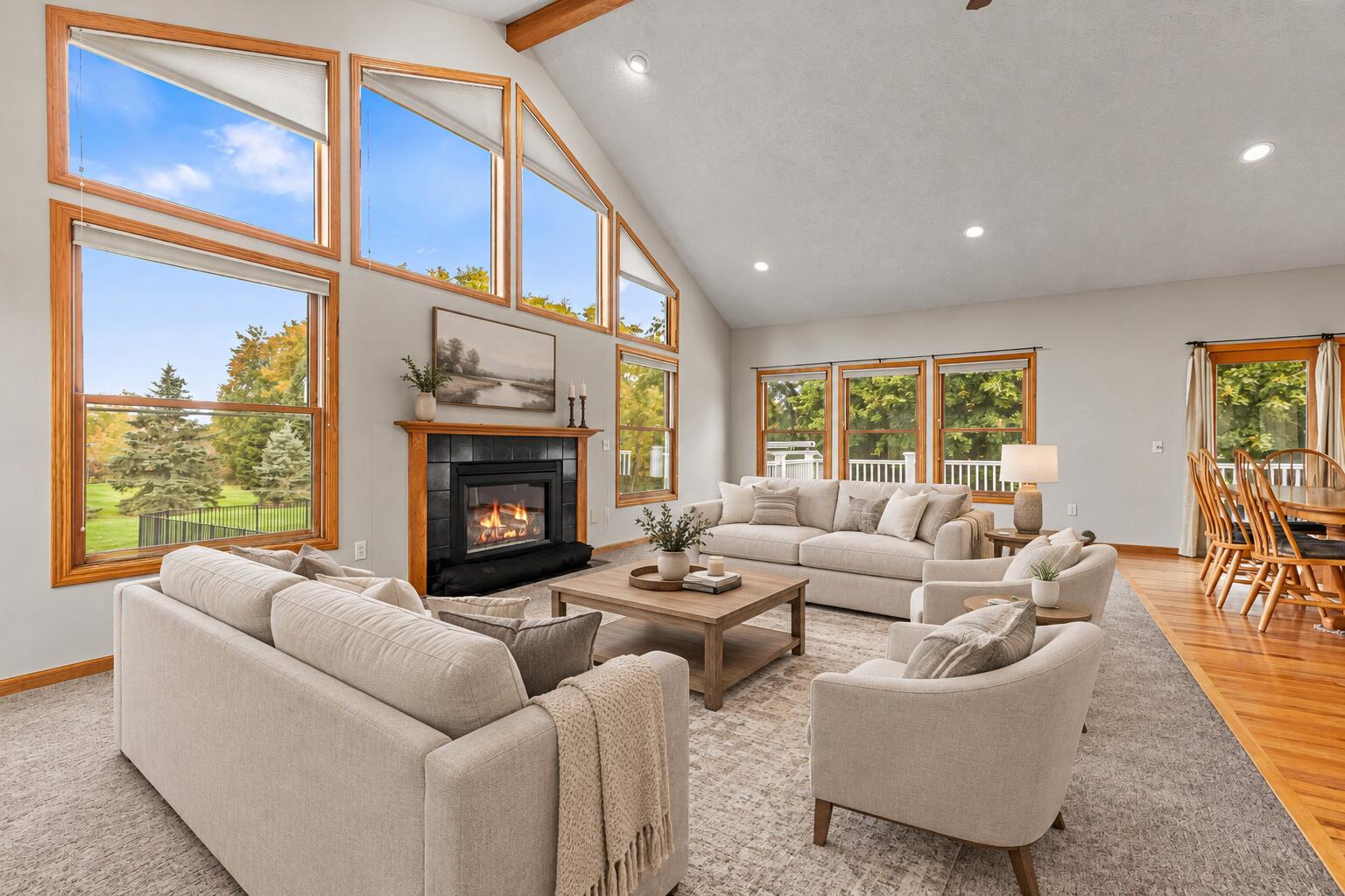 2901 Hoogewind Drive NW Grand Rapids MI 49544