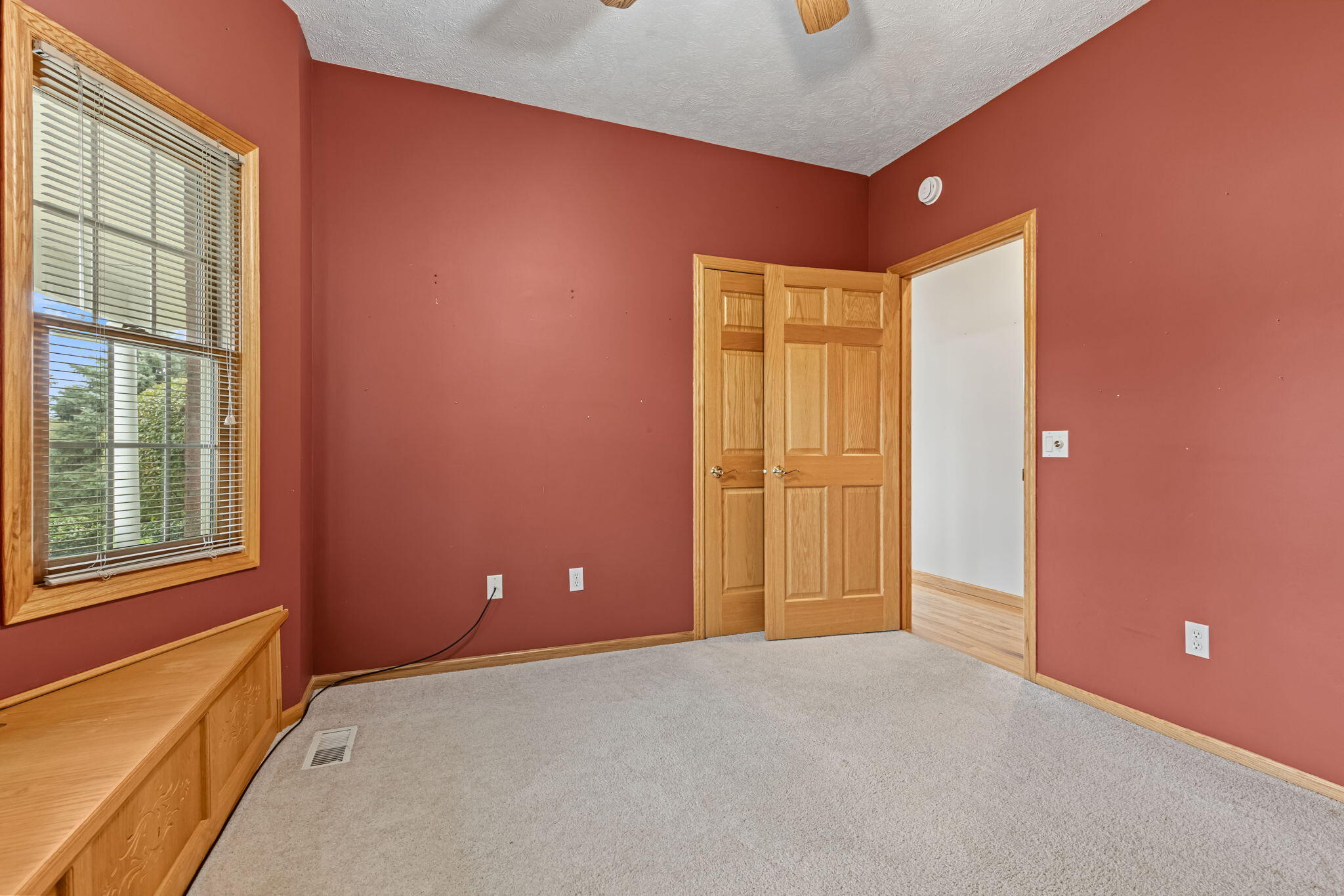 2901 Hoogewind Drive NW Grand Rapids MI 49544