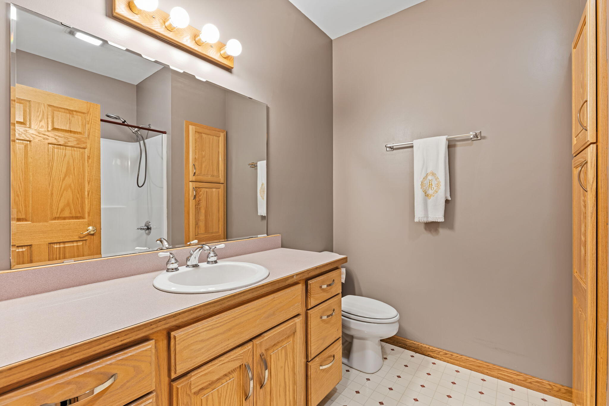 2901 Hoogewind Drive NW Grand Rapids MI 49544