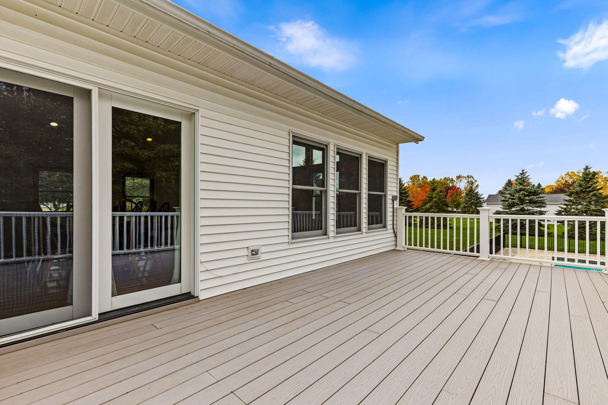 2901 Hoogewind Drive NW Grand Rapids MI 49544