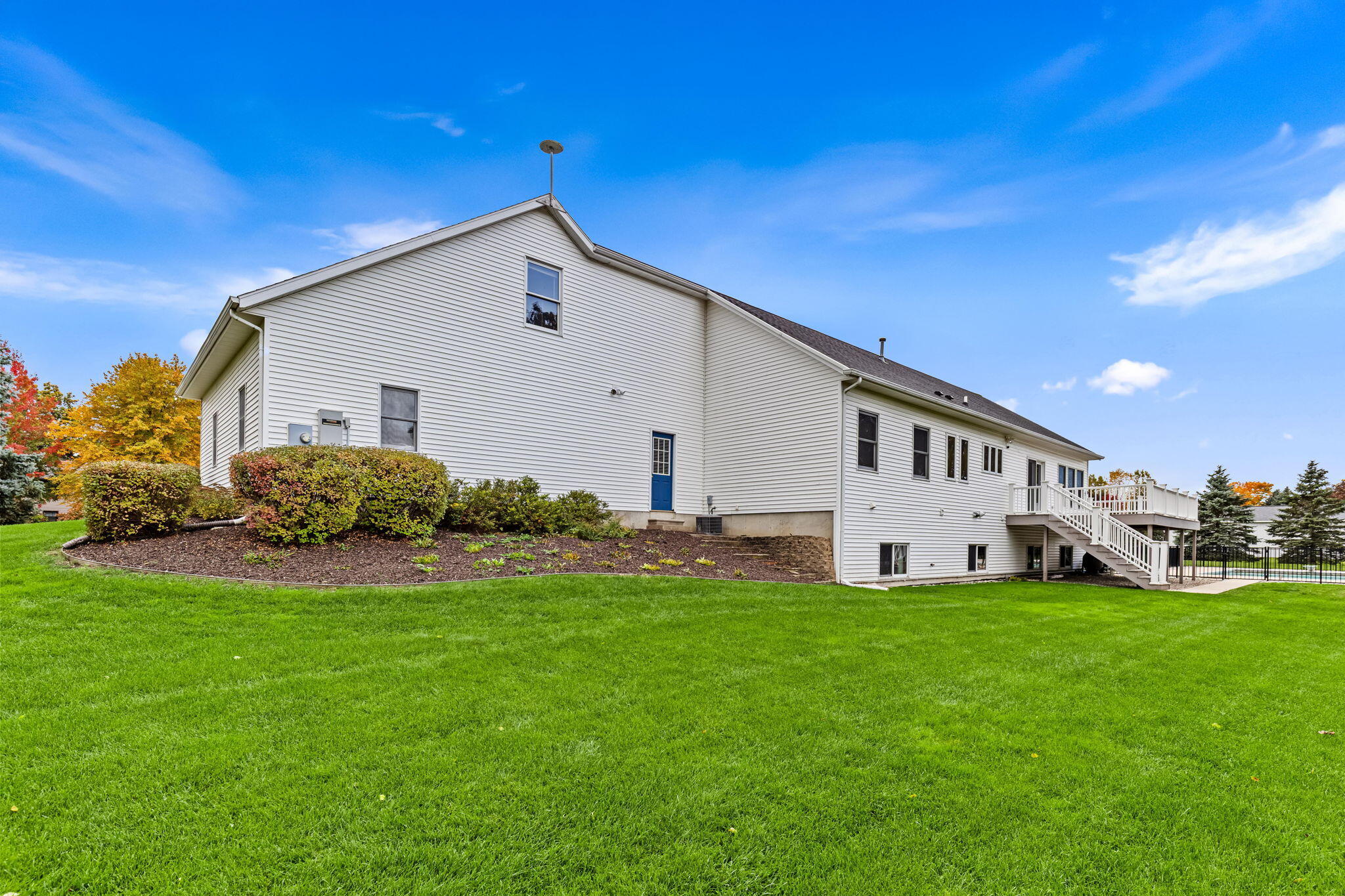 2901 Hoogewind Drive NW Grand Rapids MI 49544