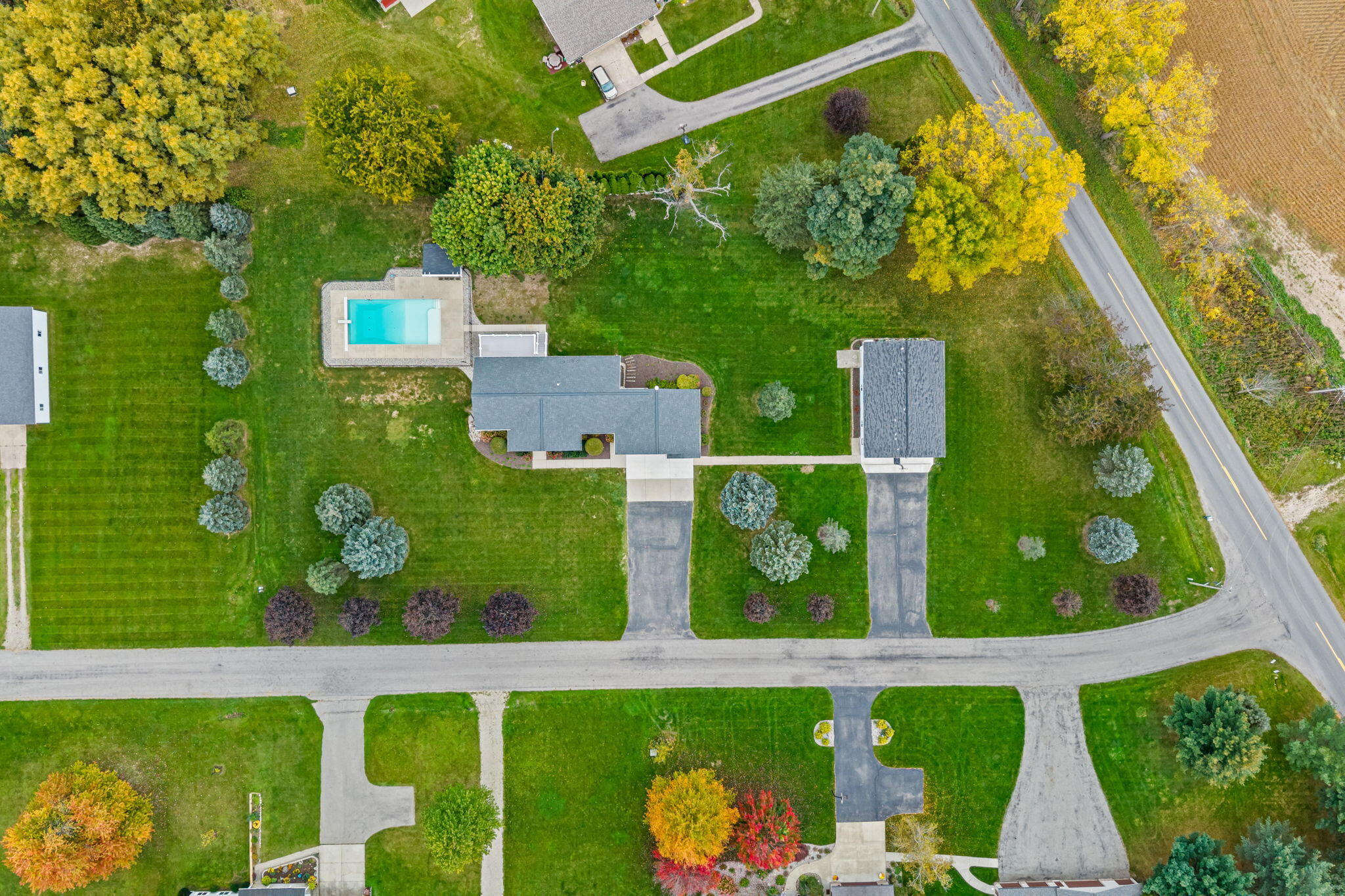 2901 Hoogewind Drive NW Grand Rapids MI 49544