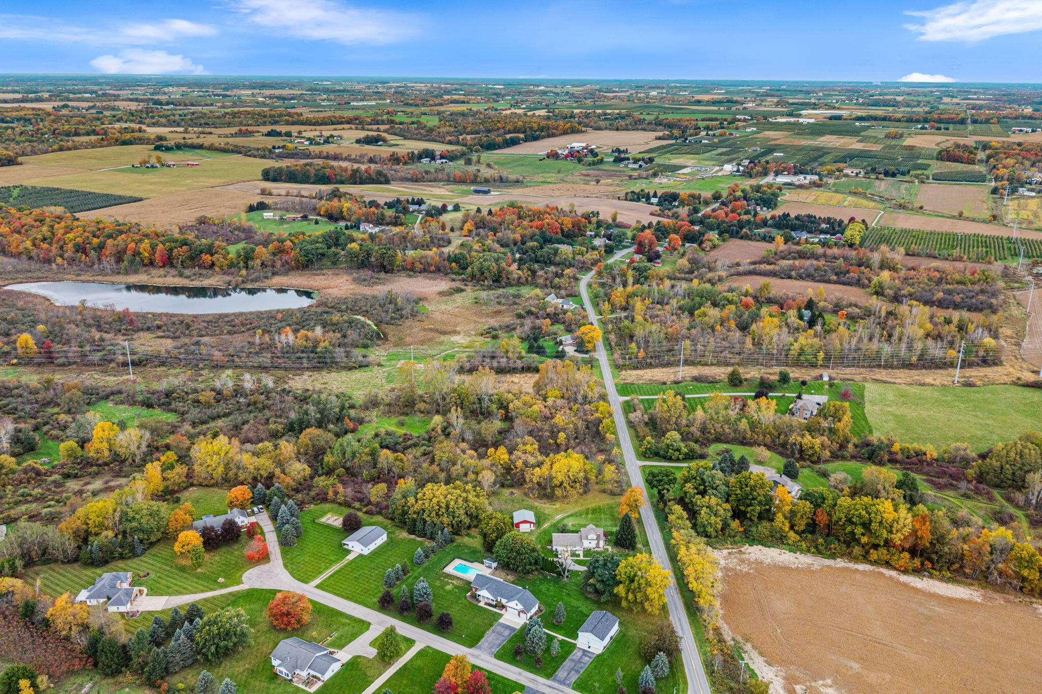 2901 Hoogewind Drive NW Grand Rapids MI 49544