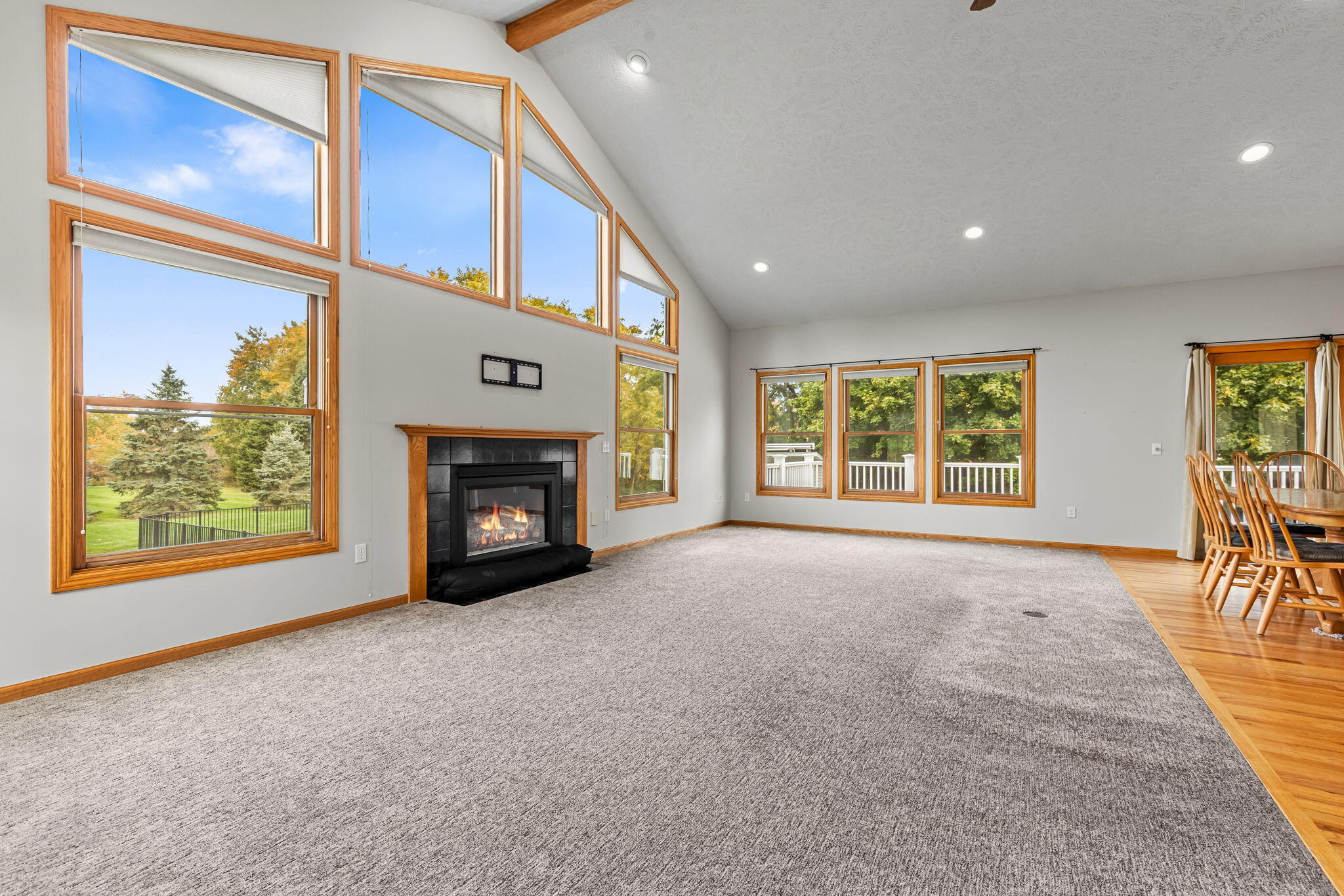 2901 Hoogewind Drive NW Grand Rapids MI 49544