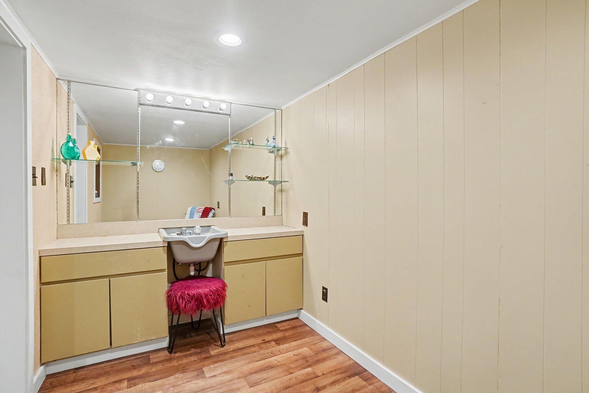 2435 Lilac Avenue Holland MI 49424