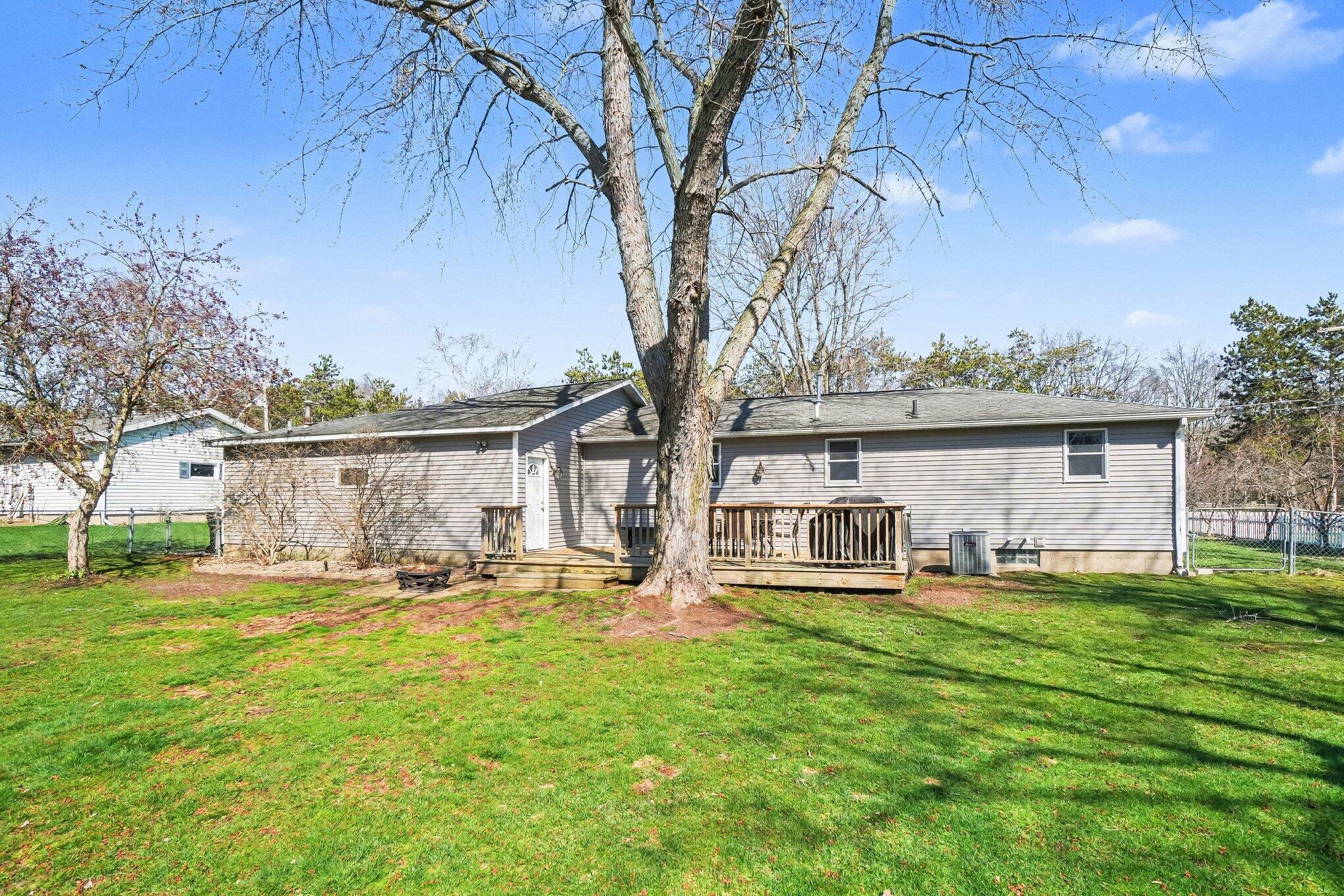 2435 Lilac Avenue Holland MI 49424