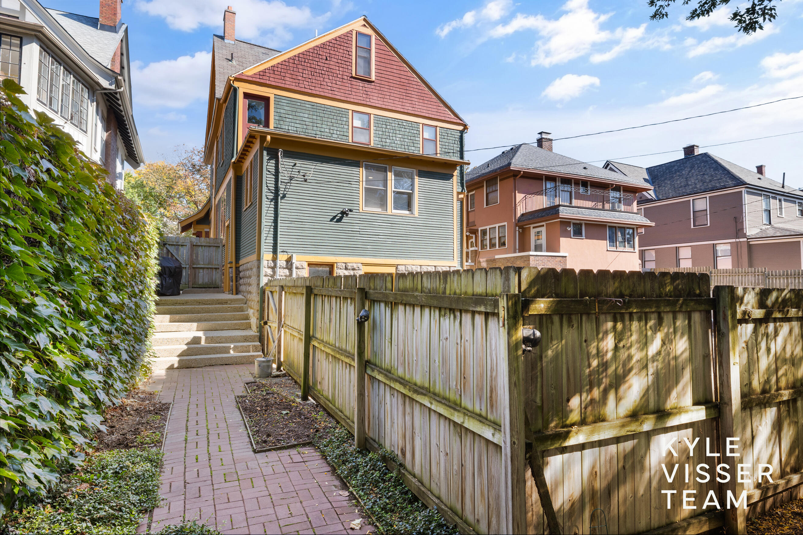 557 Madison Avenue SE Grand Rapids MI 49503