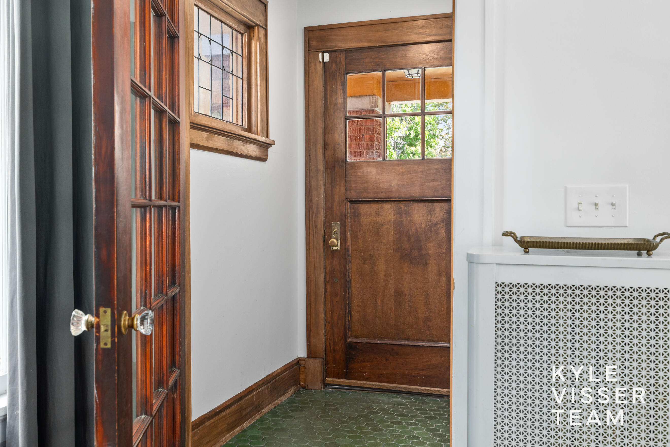 557 Madison Avenue SE Grand Rapids MI 49503
