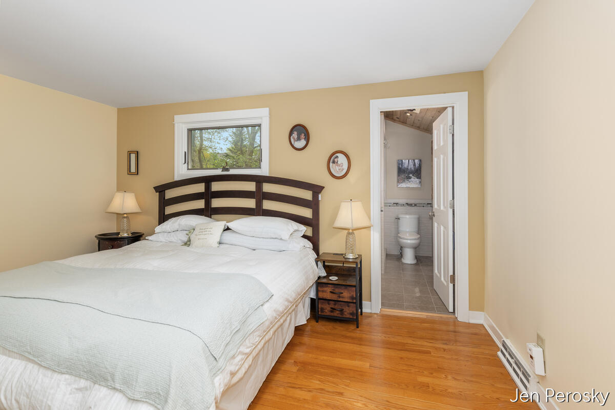1646 Laurel Avenue SE Grand Rapids MI 49506