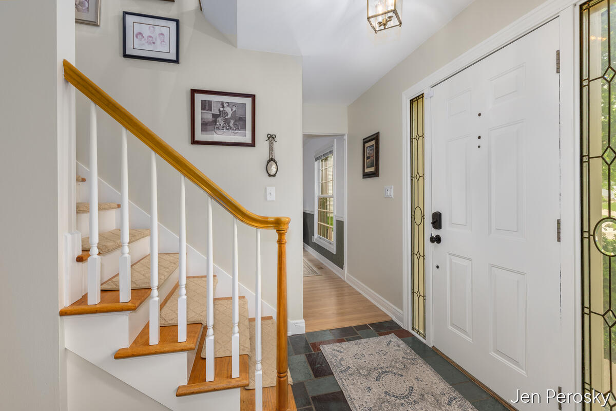 1646 Laurel Avenue SE Grand Rapids MI 49506