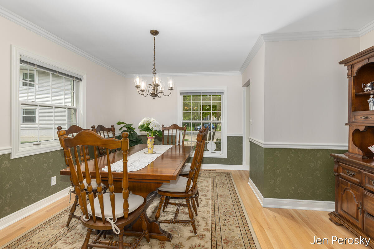 1646 Laurel Avenue SE Grand Rapids MI 49506
