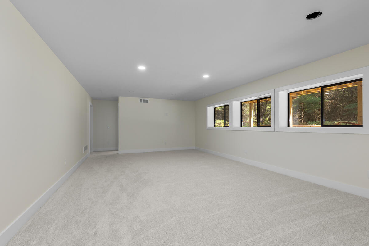8240 2nd Avenue West Olive MI 49460