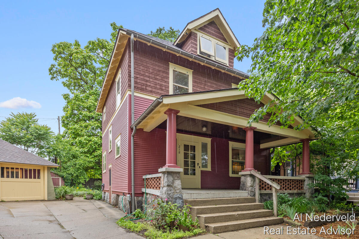 218 Wellington Avenue SE Grand Rapids MI 49506