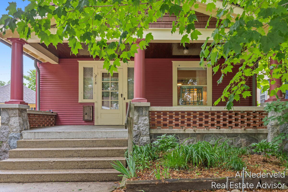 218 Wellington Avenue SE Grand Rapids MI 49506