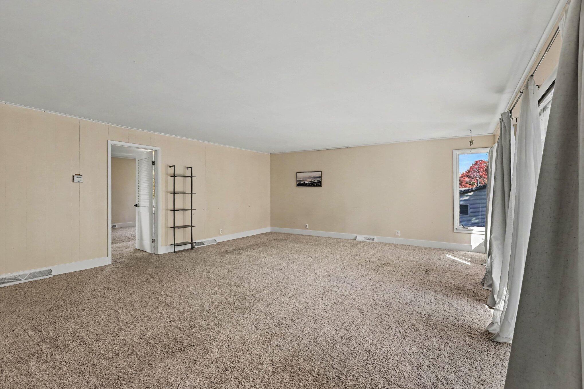 5752 Davis Road Muskegon MI 49441