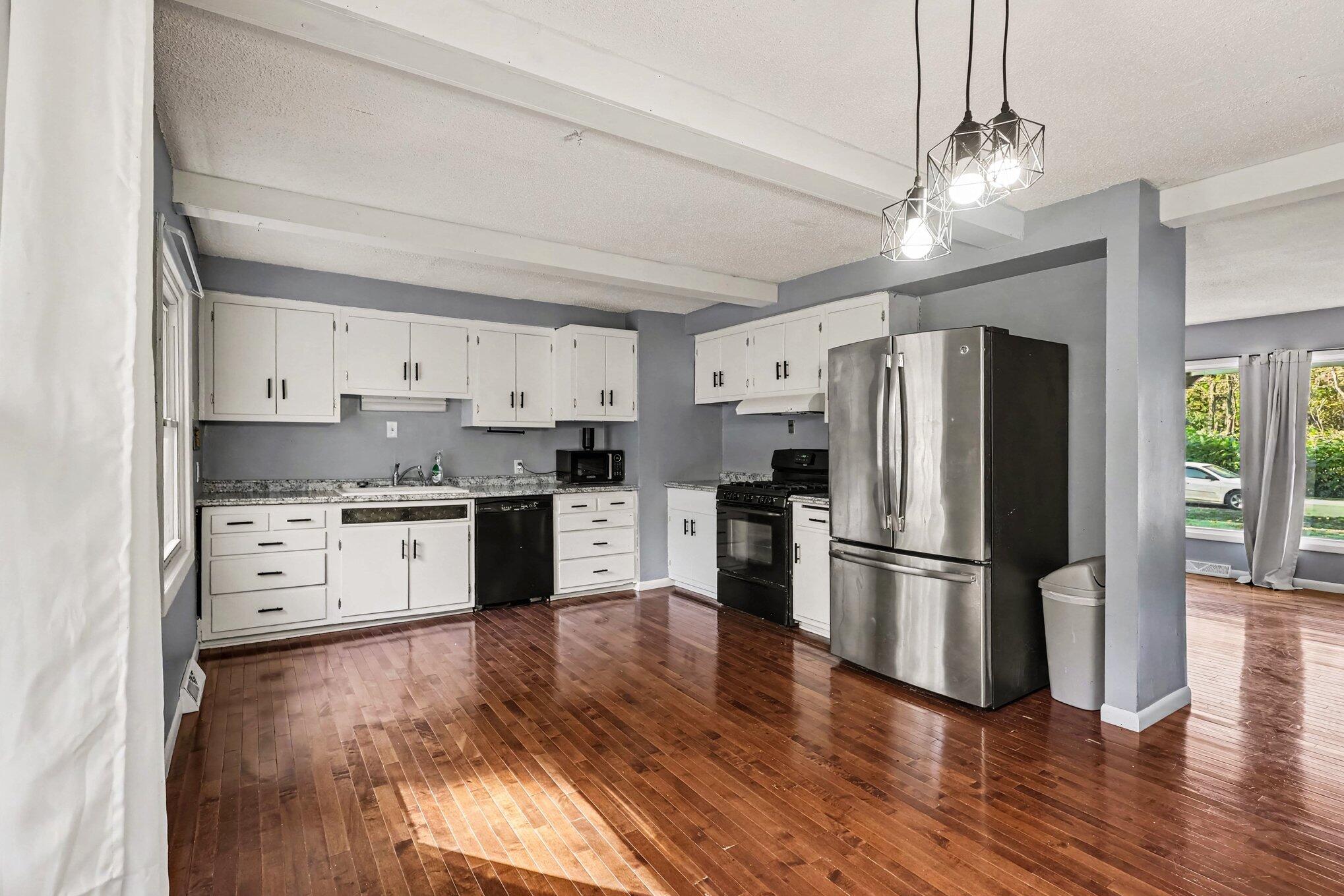 5752 Davis Road Muskegon MI 49441