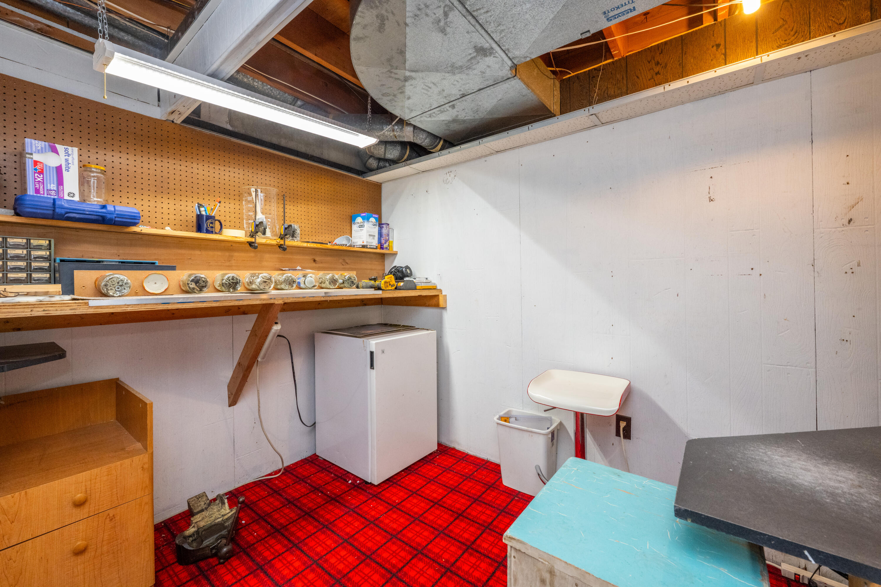 2240 Pleasant Hill Drive Norton Shores MI 49441
