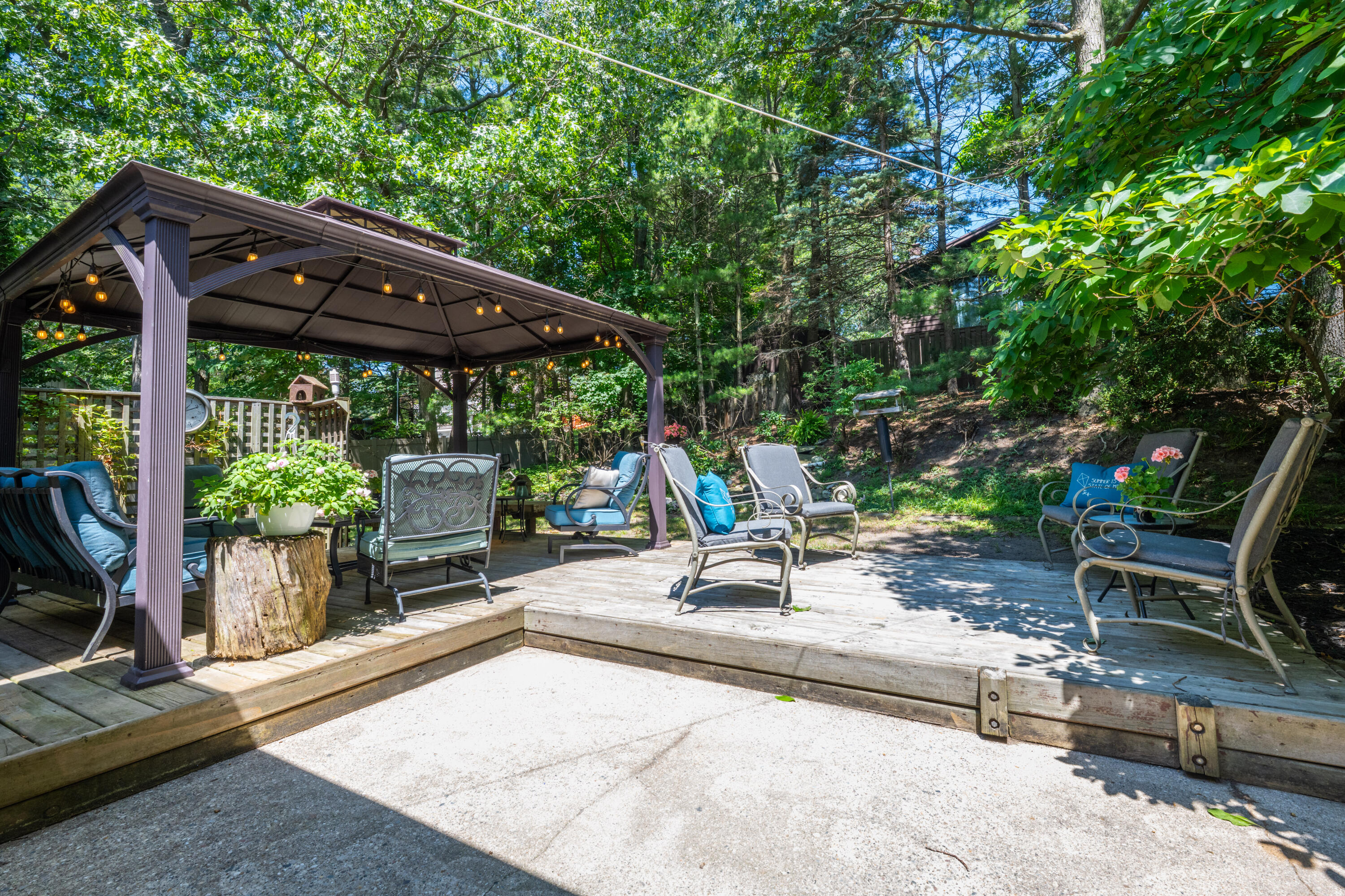 2240 Pleasant Hill Drive Norton Shores MI 49441