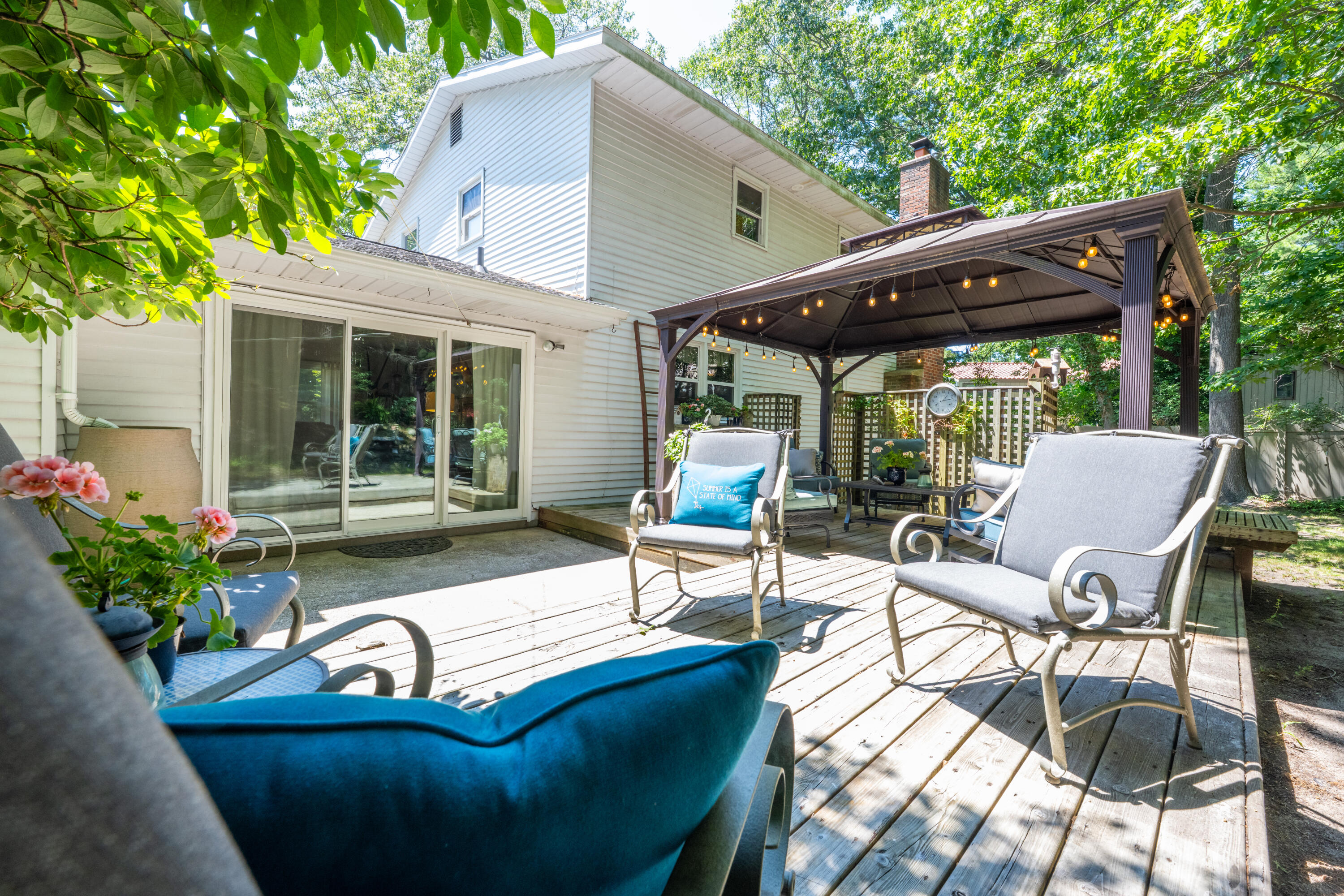 2240 Pleasant Hill Drive Norton Shores MI 49441