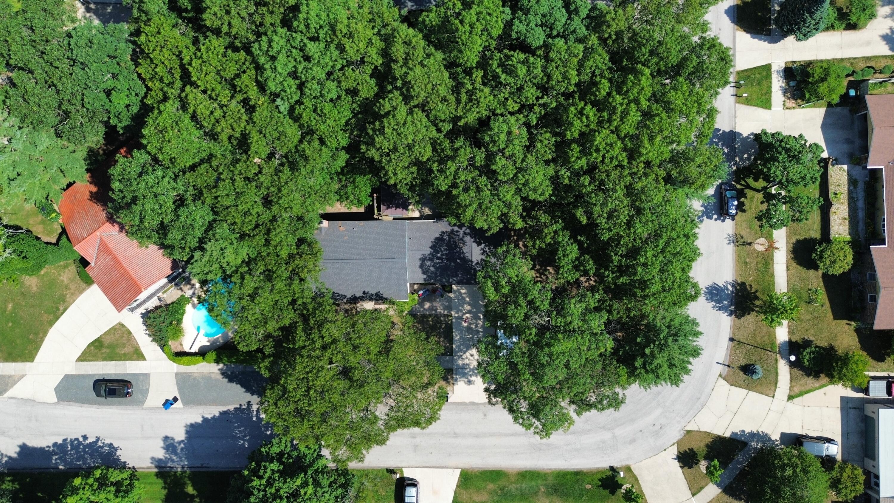 2240 Pleasant Hill Drive Norton Shores MI 49441