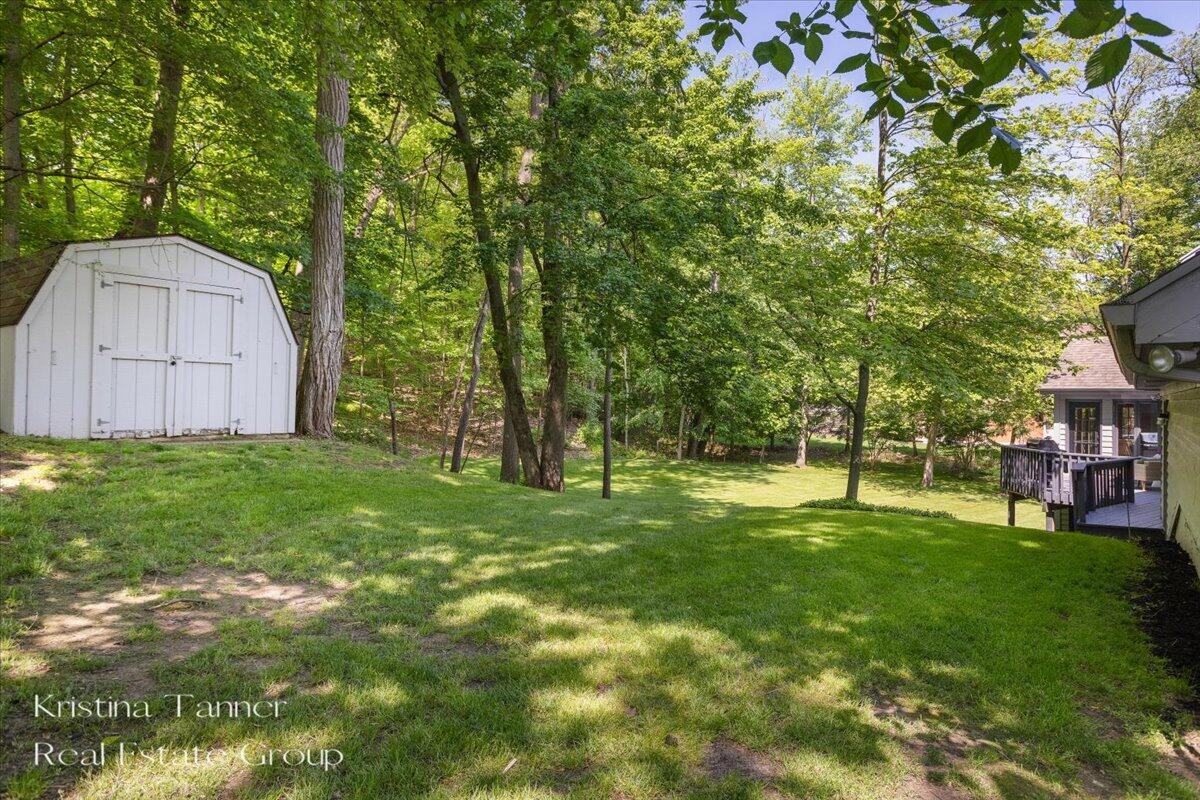 1585 Tammarron Avenue SE Grand Rapids MI 49546
