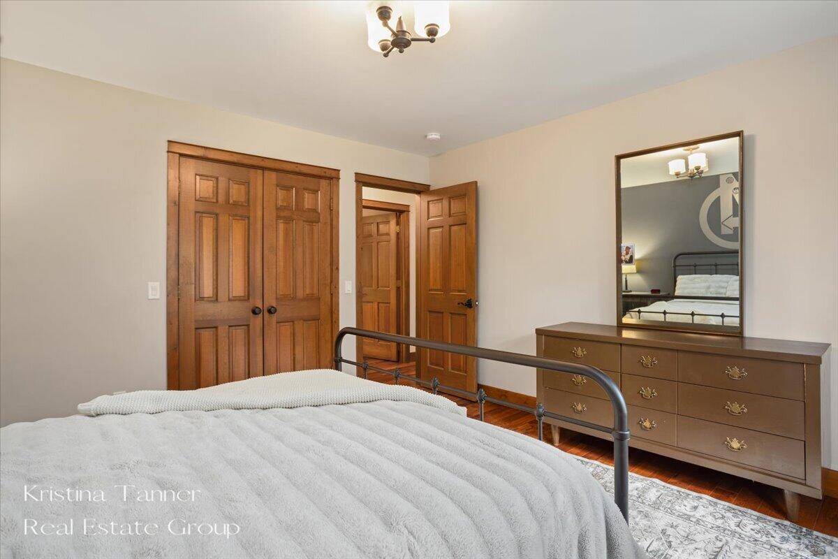 1585 Tammarron Avenue SE Grand Rapids MI 49546