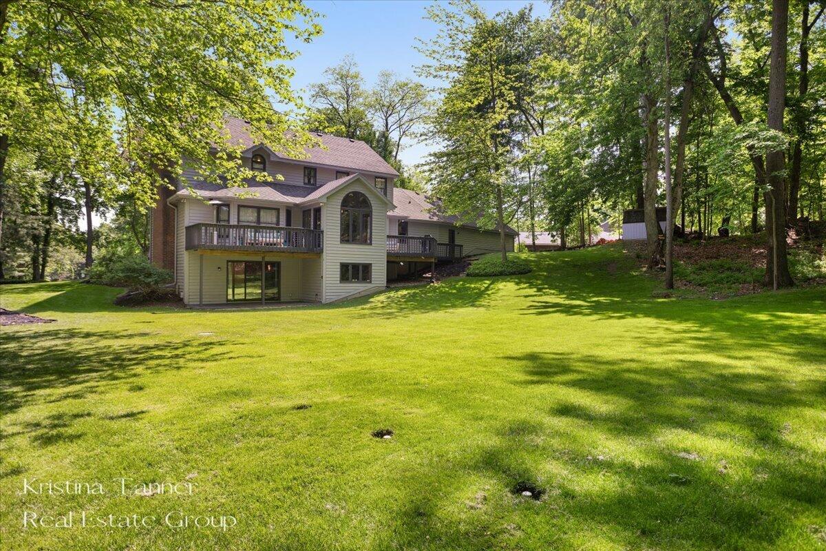 1585 Tammarron Avenue SE Grand Rapids MI 49546