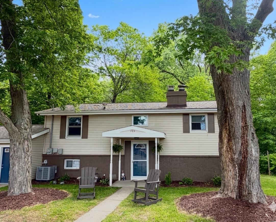 723 Arbor Court South Haven MI 49090