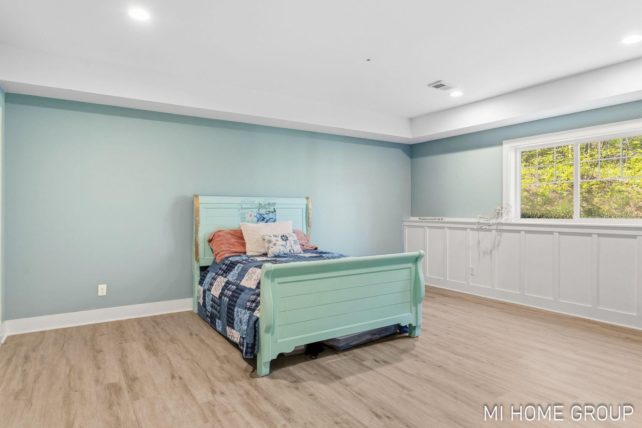 6467 118th Avenue Fennville MI 49408
