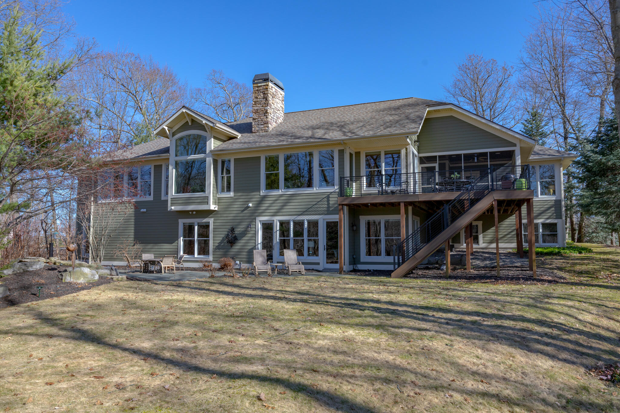 4209 N Oak Pointe NE Grand Rapids MI 49525