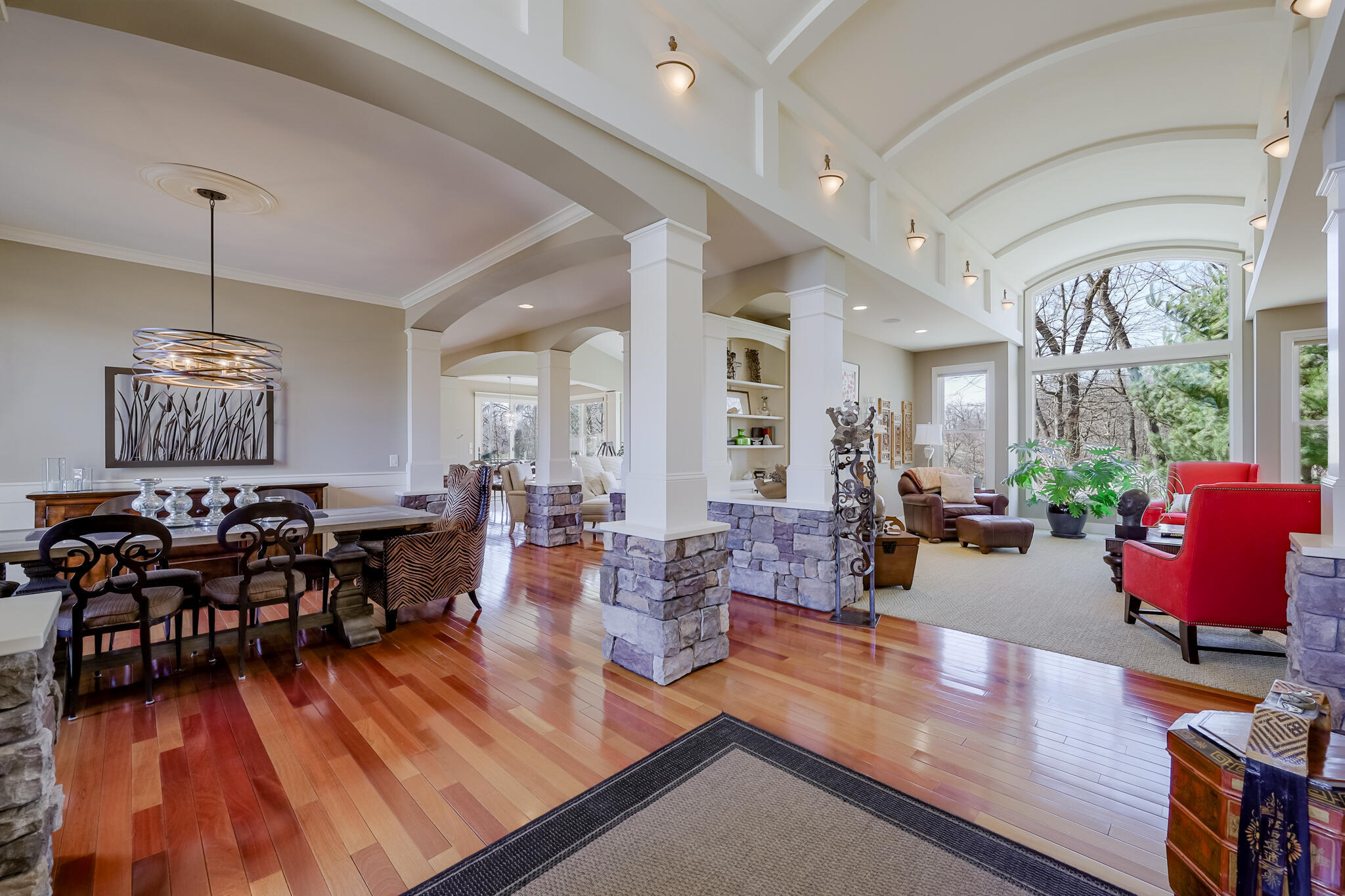 4209 N Oak Pointe NE Grand Rapids MI 49525