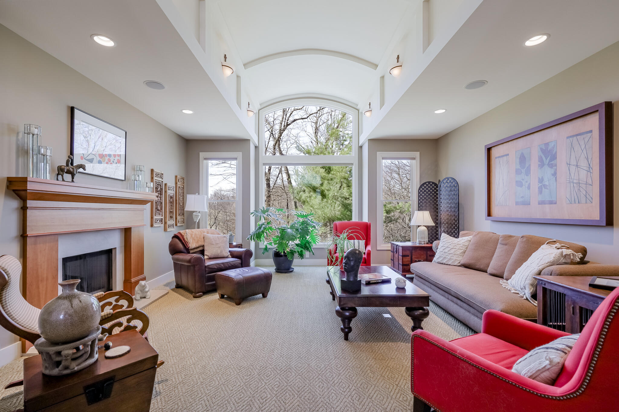 4209 N Oak Pointe NE Grand Rapids MI 49525