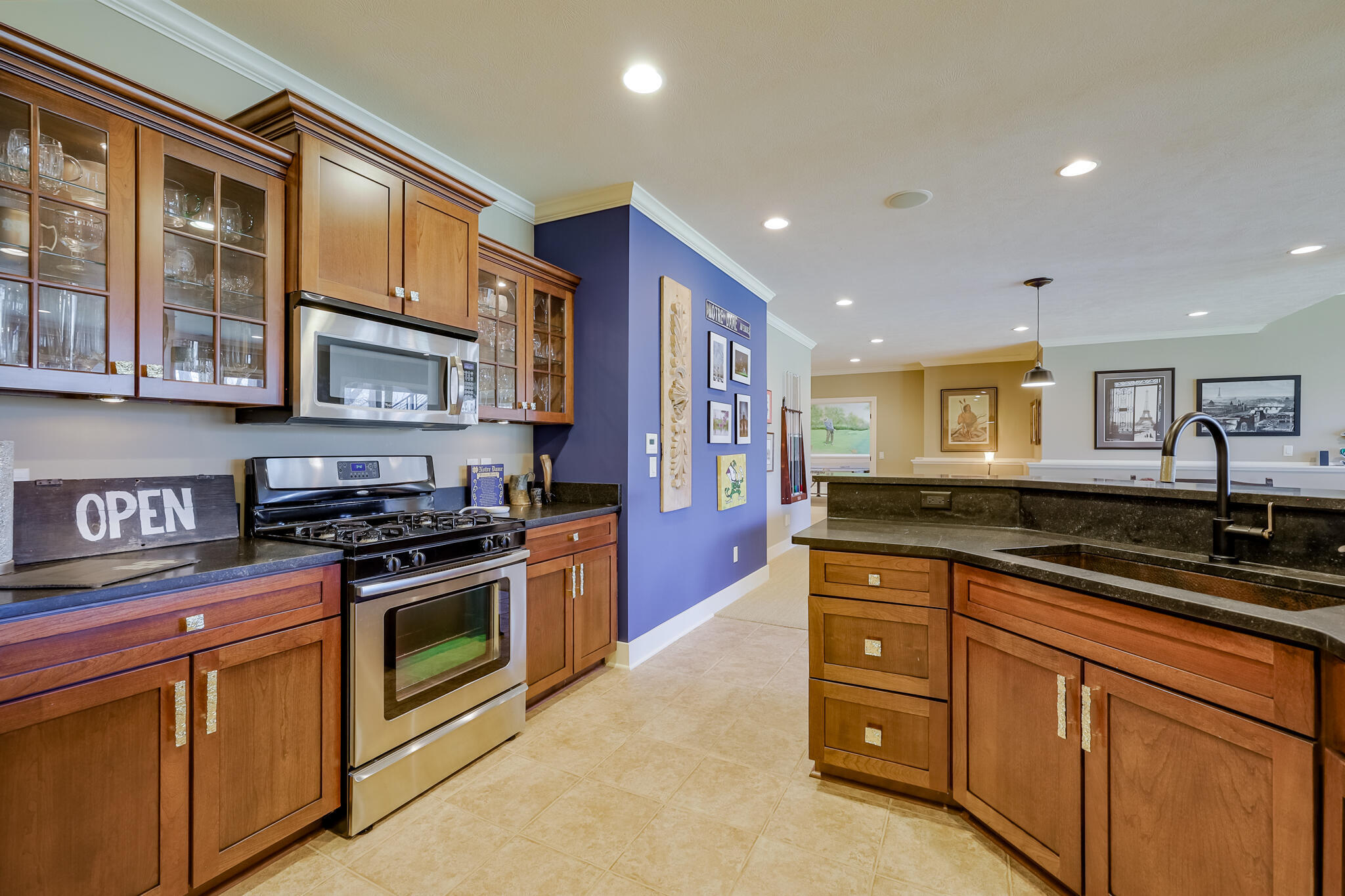 4209 N Oak Pointe NE Grand Rapids MI 49525