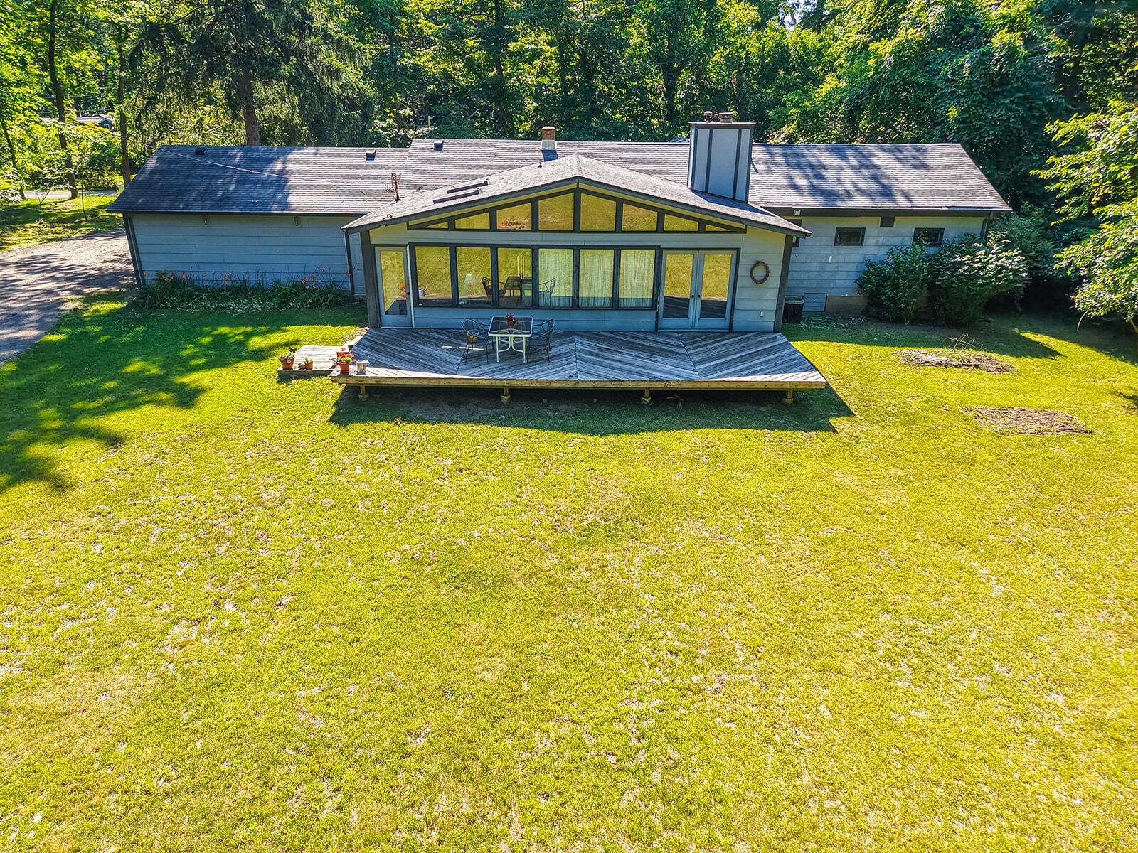 12422 Lubke Road New Buffalo MI 49117