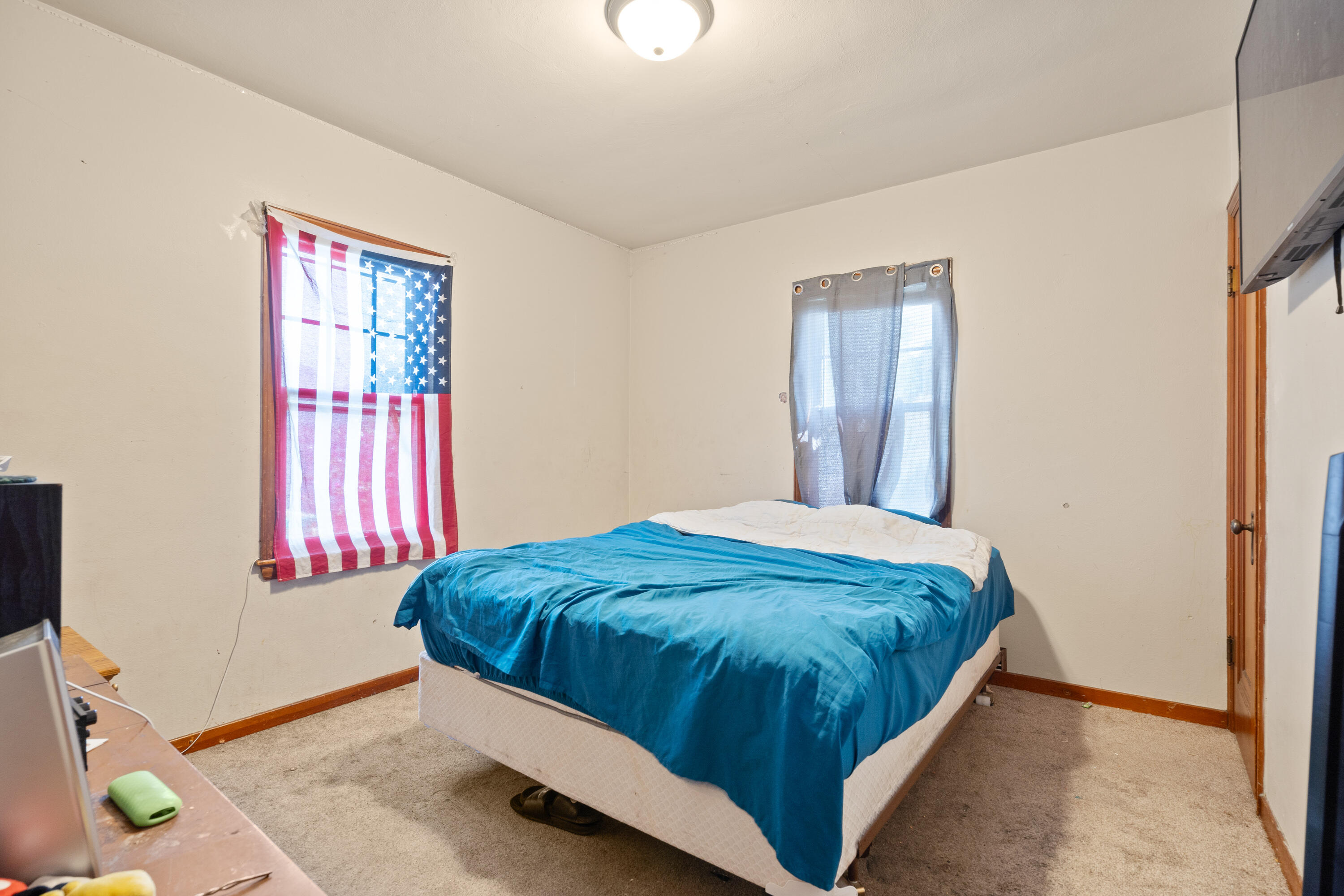 283 W 16th Street Holland MI 49423