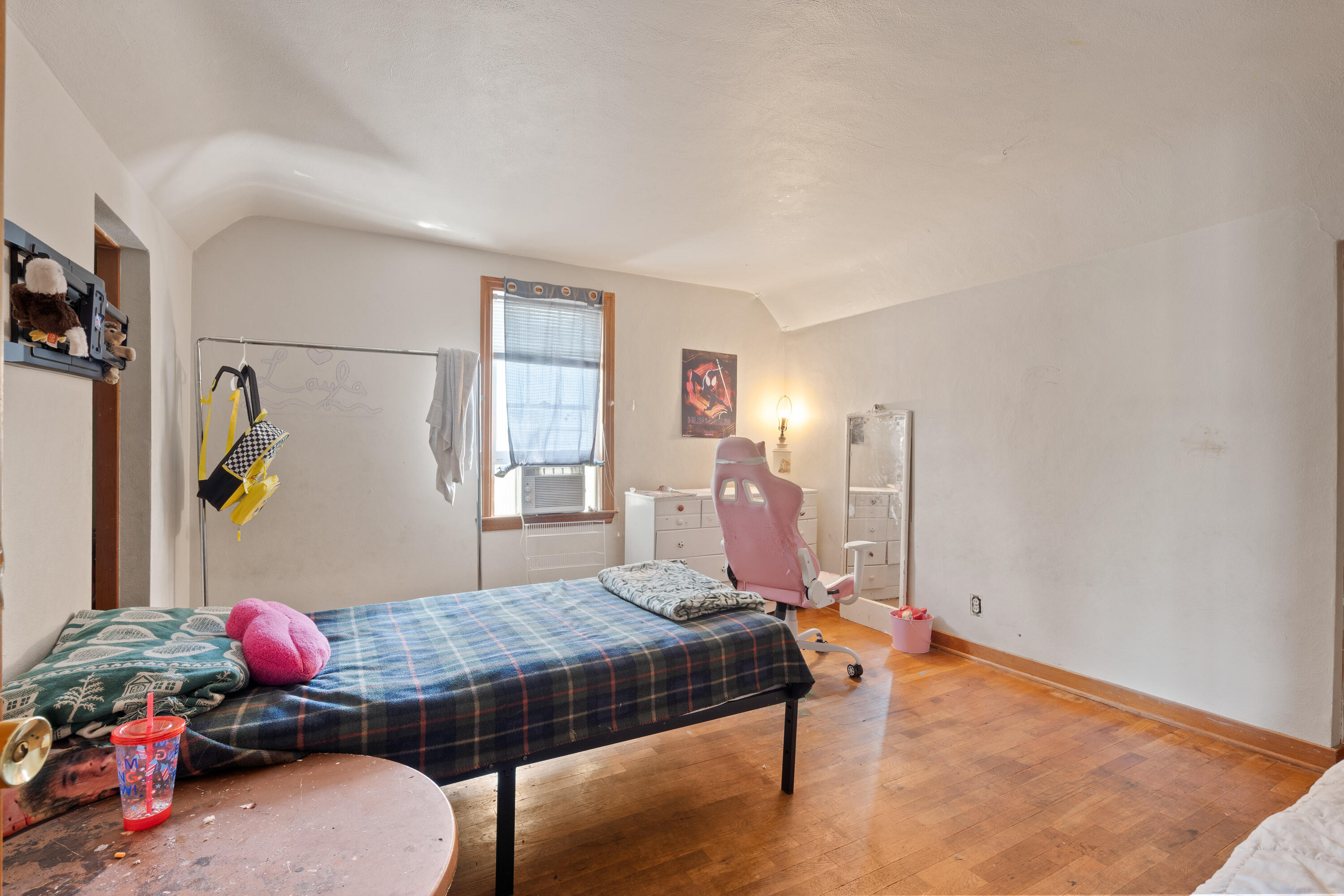 283 W 16th Street Holland MI 49423