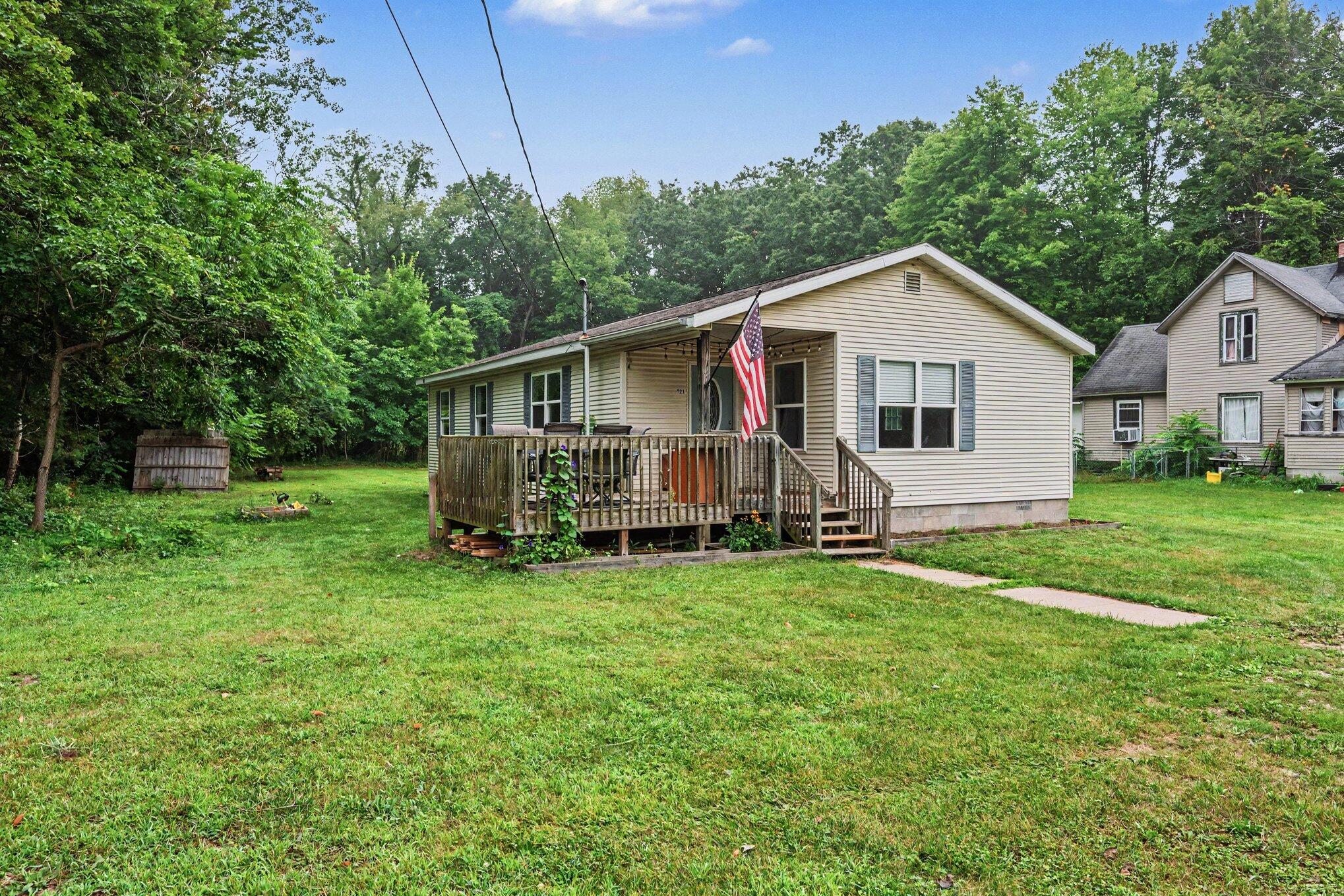 221 Lowe Street Allegan MI 49010
