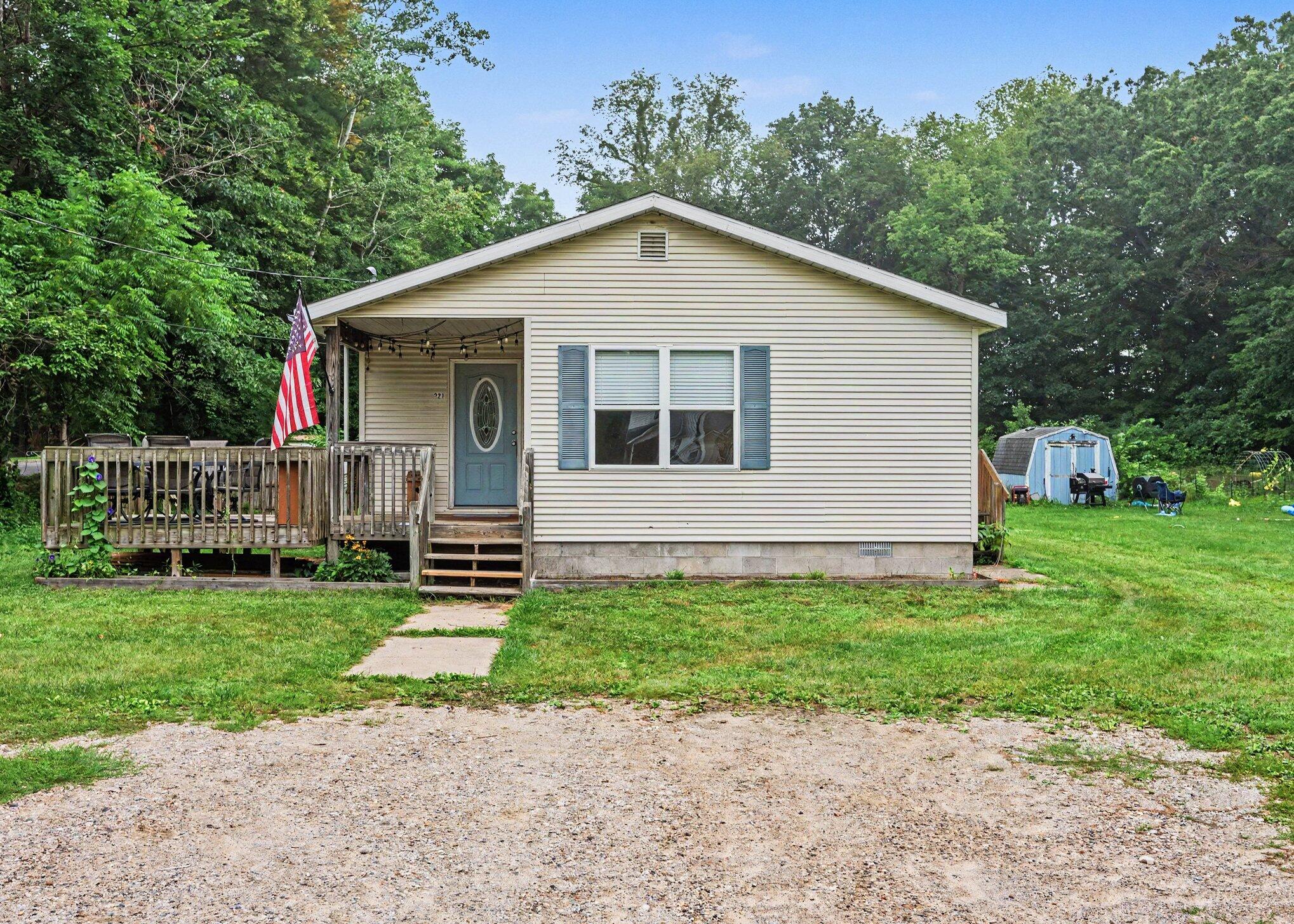 221 Lowe Street Allegan MI 49010