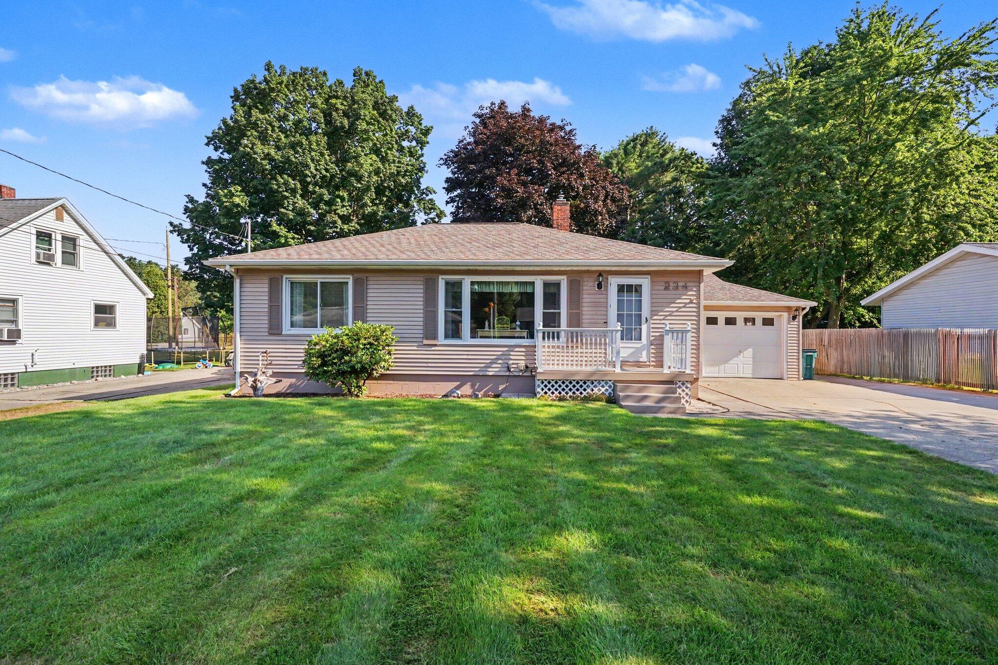234 Randall Road Muskegon MI 49441