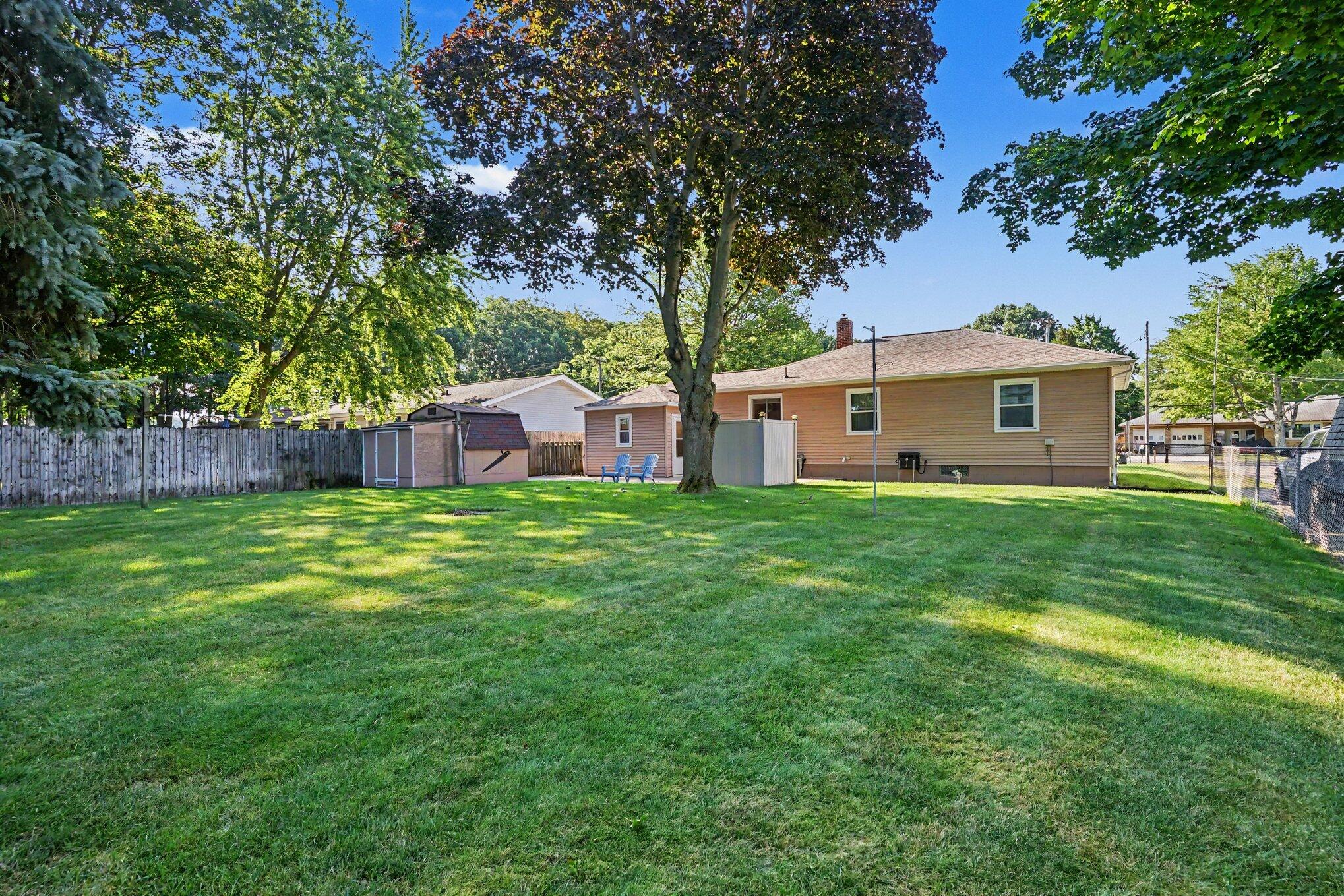 234 Randall Road Muskegon MI 49441