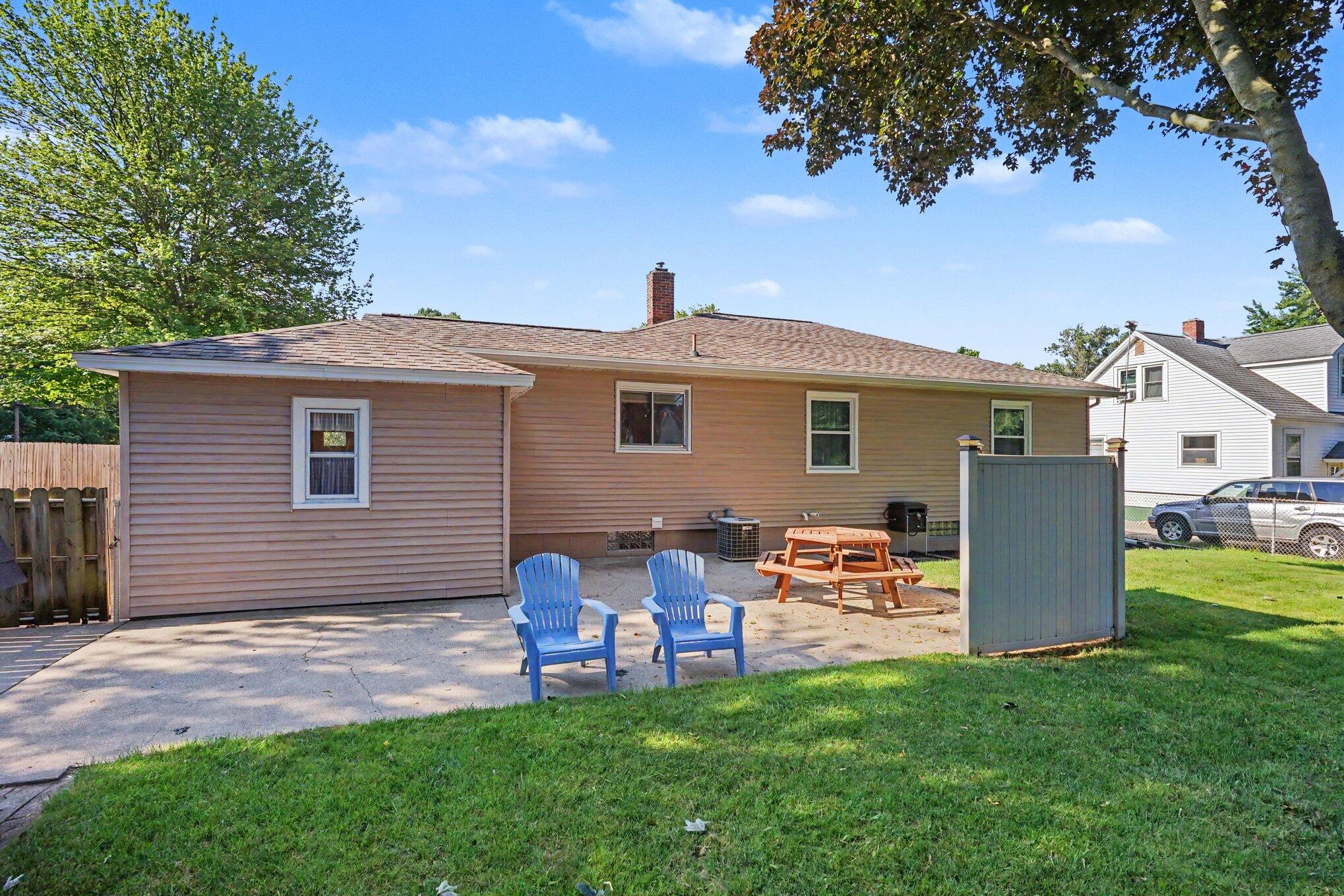 234 Randall Road Muskegon MI 49441